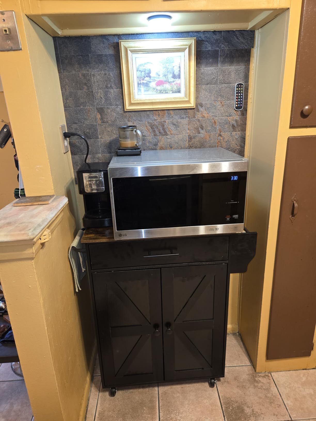 HOOBRO Kitchen Island with Power Outlet, Rolling Kitchen Island with Large Worktop, Kitchen Island Cart with Spice Rack and Drawer, Island Table for Dining Room, White and Natural WN88UZD01 customer photo 1