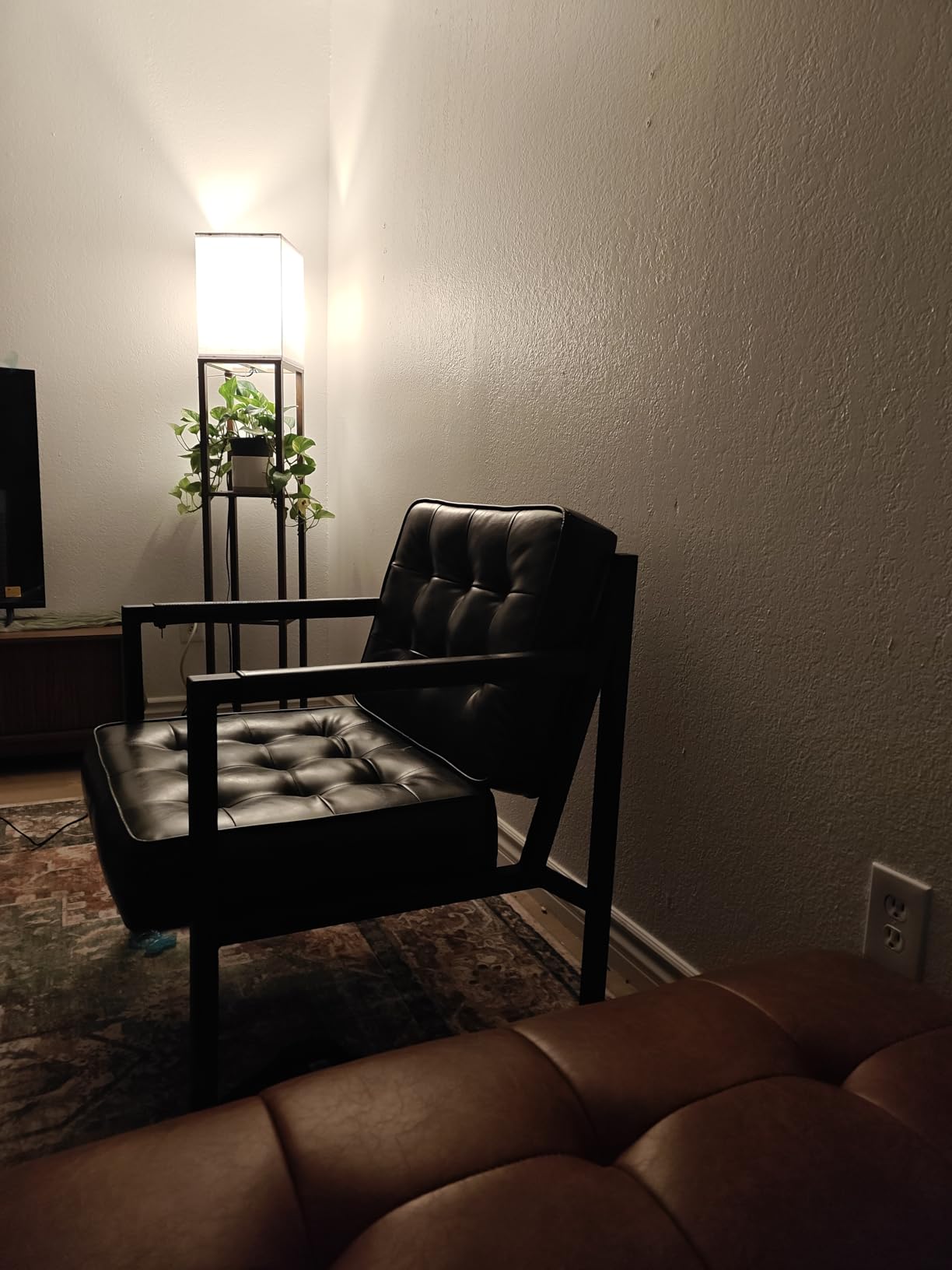 COLAMY Mid Century Modern Accent Chair Set of 2, Comfy Living Room Chair, Black Leather Accent Chair, Faux Leather Reception Armchair with Metal Legs for Living Room Bedroom Reception Office, Black customer photo 2