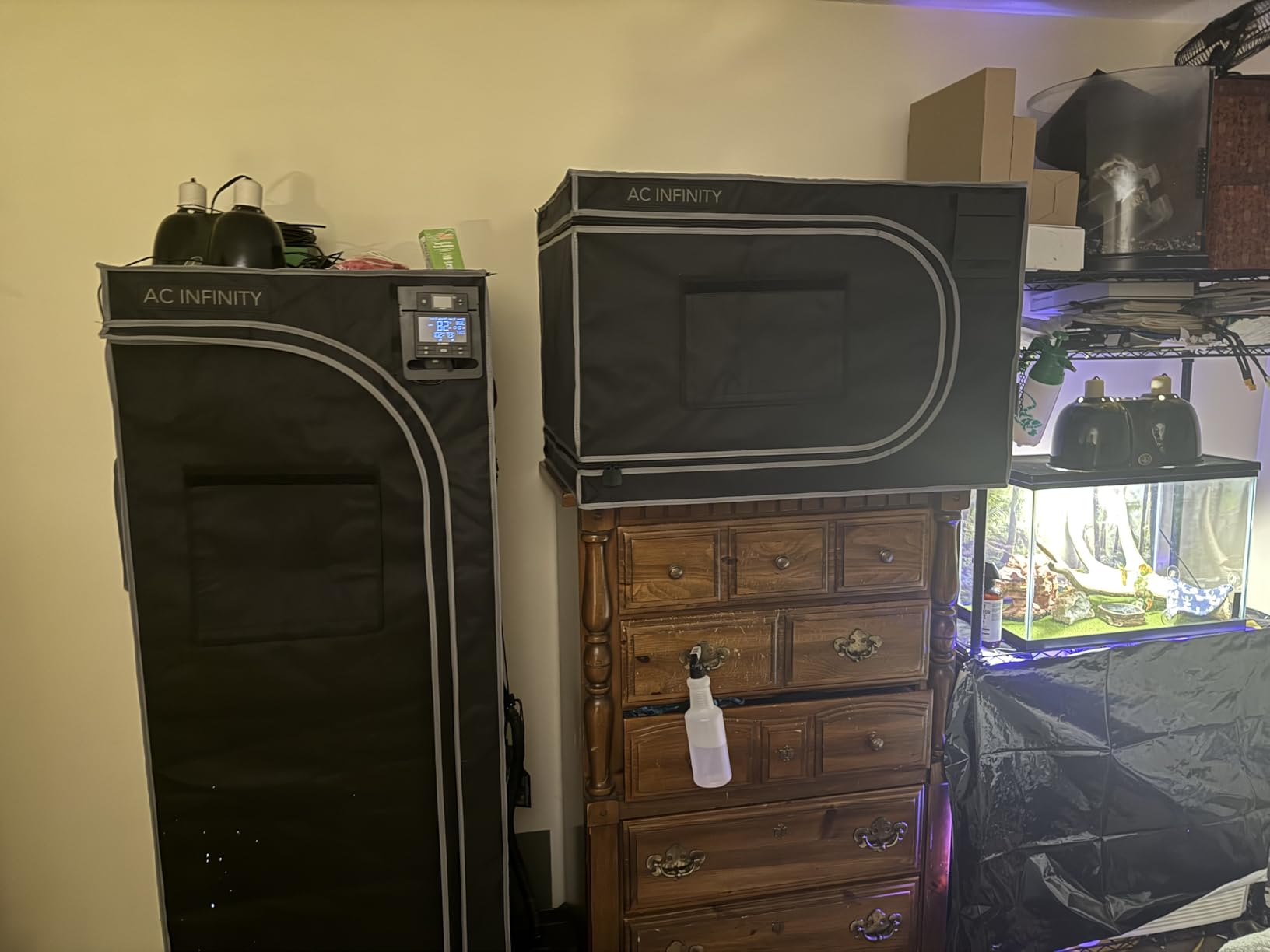 AC Infinity CLOUDLAB Advance Propagation Grow Tent, 2000D Diamond Mylar Canvas, Vertical or Horizontal Orientation Mini Tent for Germination, Cloning, Mushrooms, Early Indoor Plant Growing customer photo 1