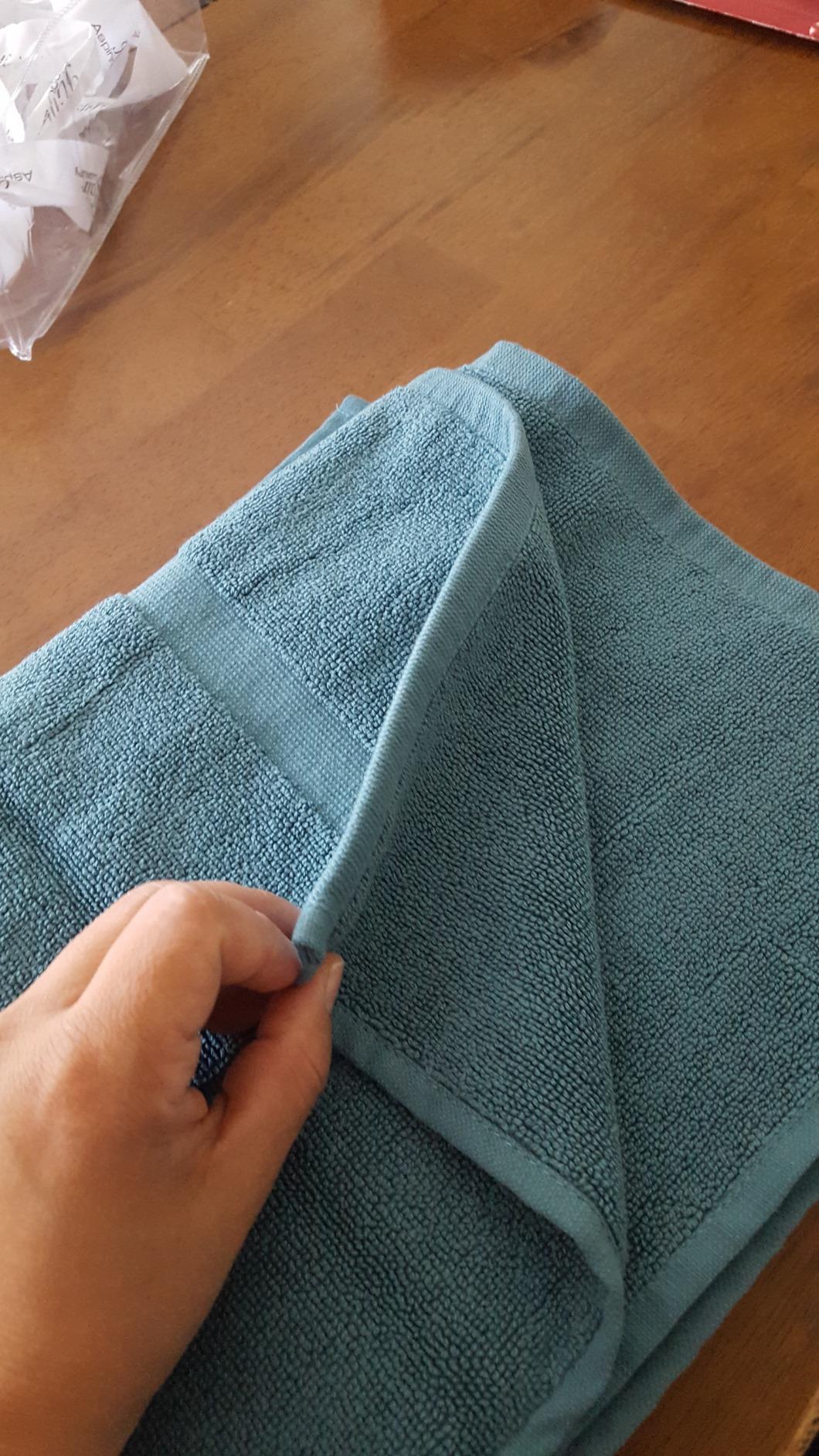 HILLFAIR 24 Piece Bath Towels Set for Bathroom - 100% Cotton 24 PC Bulk Pack Hotel Spa Towel Set - 2 XXL Oversized Big Towels, 4 Bath Towels, 6 Hand Towels, 4 Fingertip Towels, 8 Washcloths: Ocean Blue customer photo 2