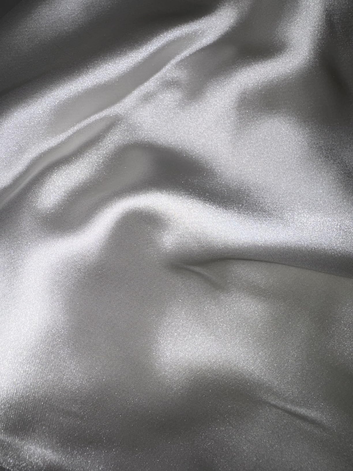 THXSILK Silk Sheet Set 4 Pcs, King Size Sheet Set, Soft Breathable Cooling Bed Sheets with 1 Flat Sheet, 1 Fitted Sheet, 2 Pillowcases with Zipper Closure, White customer photo 2