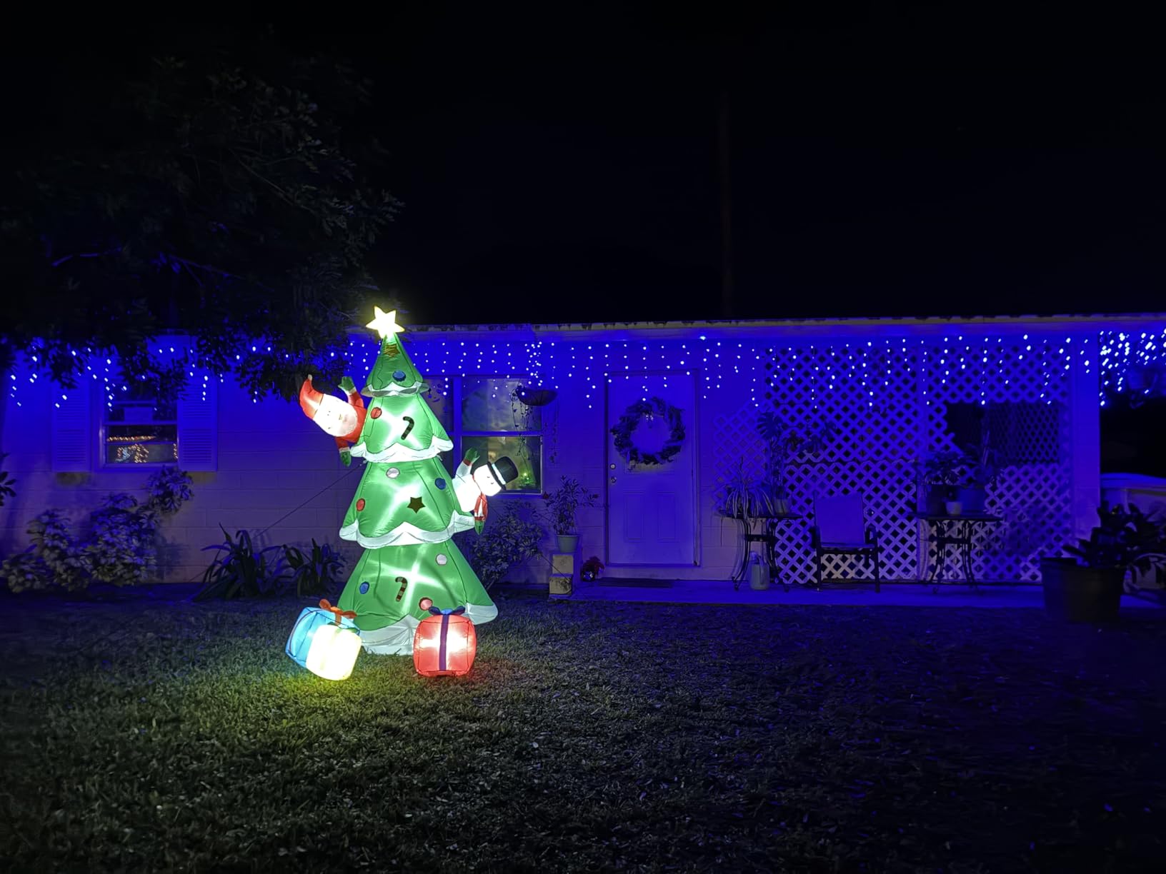 33FT 400 LED Icicle Lights for Outside, Warm White Icicle Christmas Lights | Plug in 8 Modes Waterproof Connectable String Lights Outdoor Indoor with 75 Drops for Roof Patio Party Holiday Decorations customer photo 1