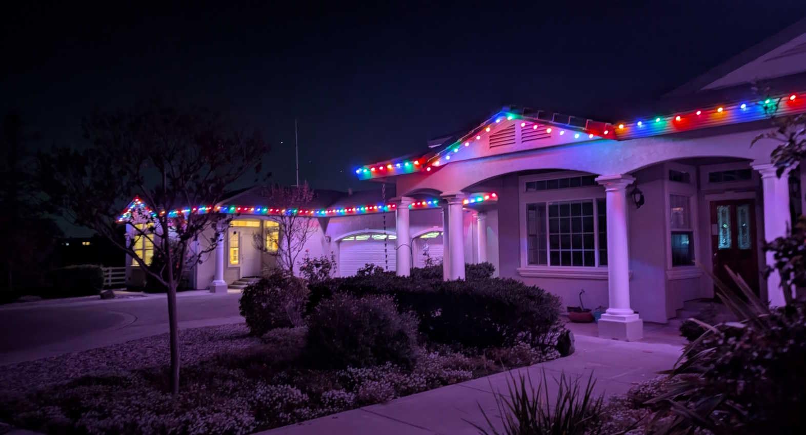 Vintage C9 LED Christmas Lights Outdoor, 100 Feet C9 String Lights with 100 Shatterproof C9 Bulbs, Waterproof Connectable Commercial Christmas Tree Lights for Outside Roofline Patio Decor, Multicolor customer photo 1