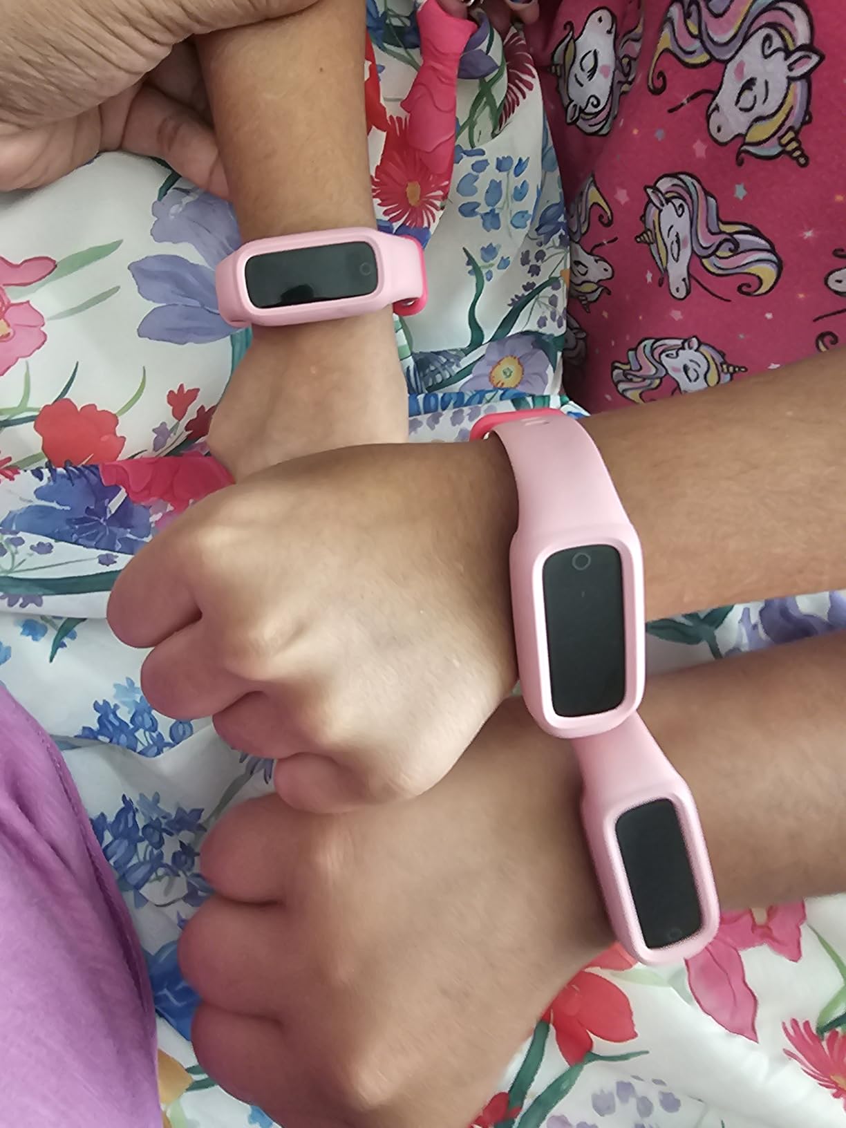 Vigor 2L Kids Fitness Tracker Watch, Activity Tracking for Girls Ages 5-15 customer photo 1