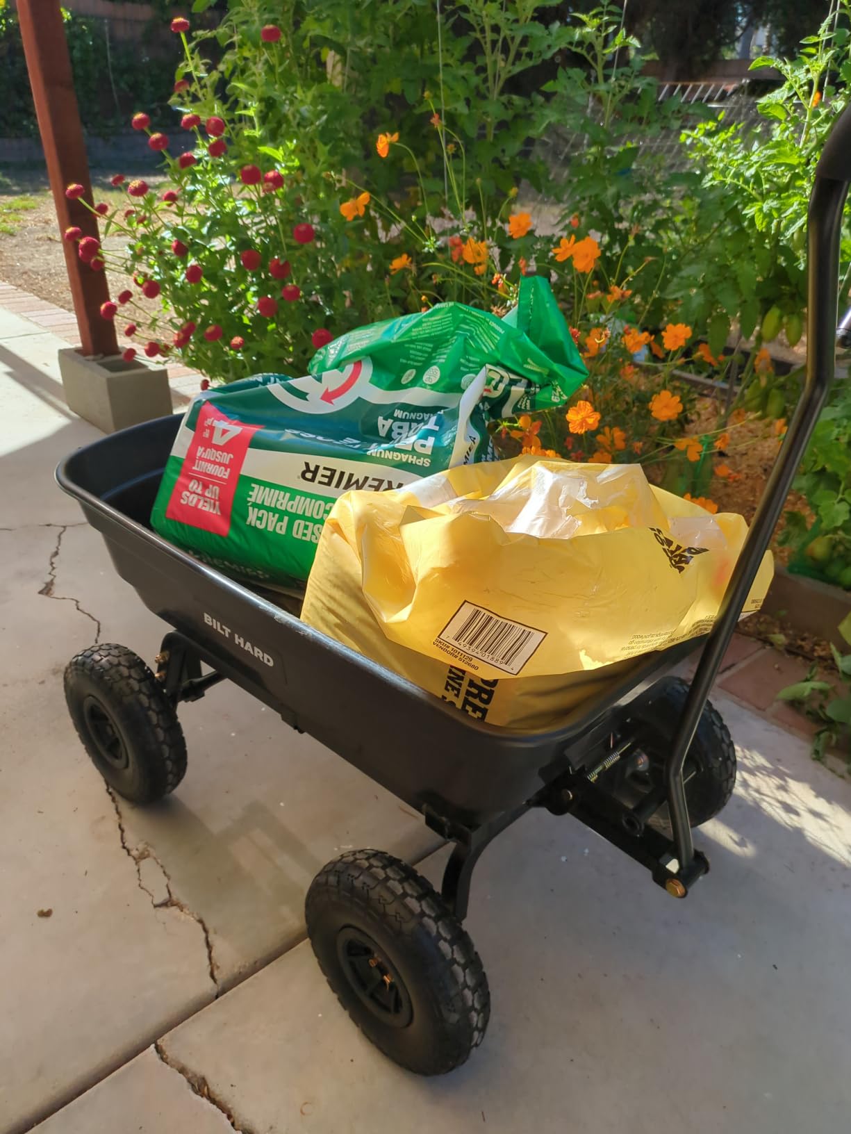 BILT HARD Poly Garden Dump Cart 600 lbs with No Flat Tires, Quick Release, 4 Cu Ft Dump Wagon Heavy Duty for Yard, Outdoor customer photo 2