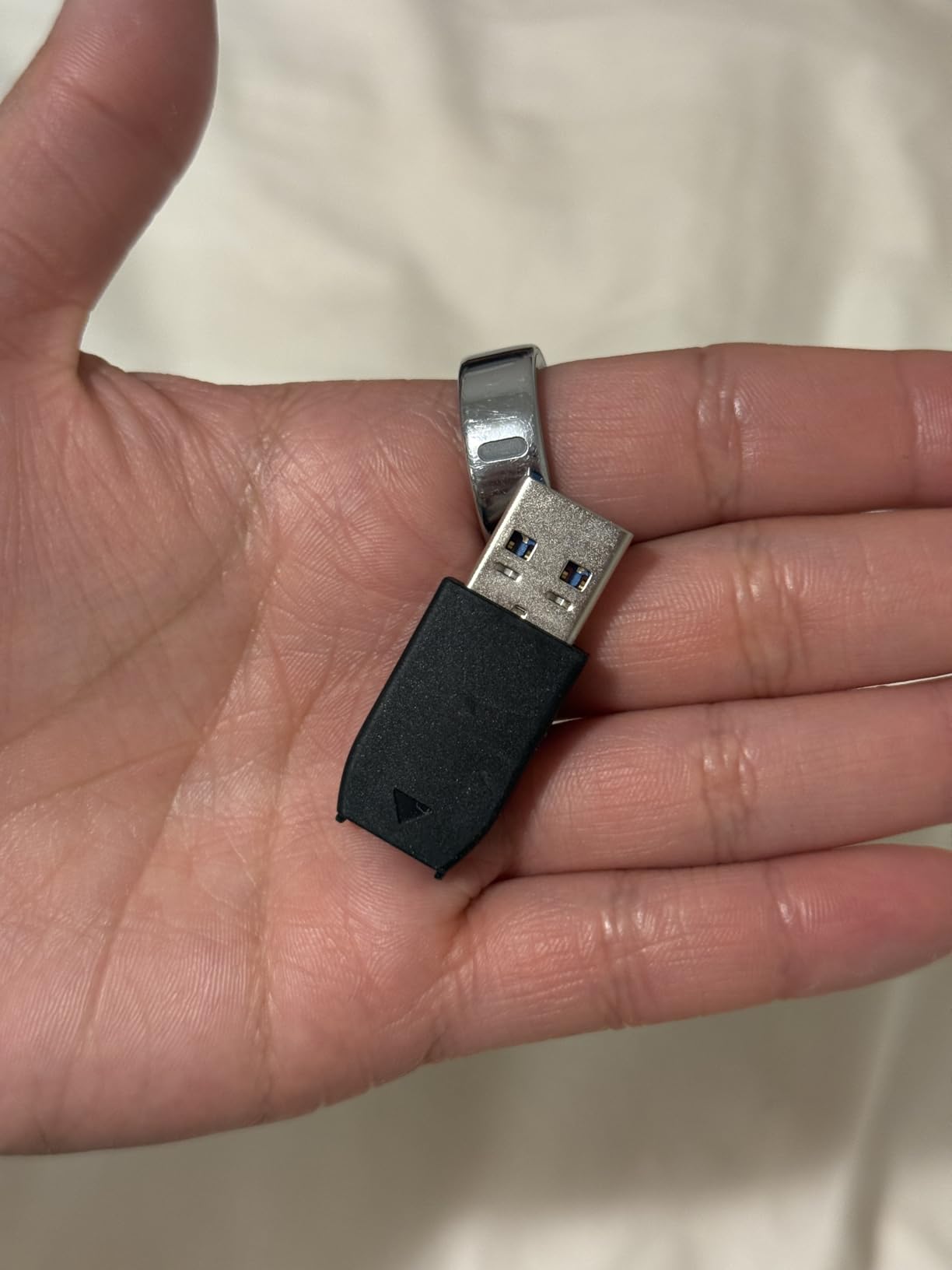 SANDISK 8TB Extreme Portable SSD (Old Model) - Up to 1050MB/s, USB-C, USB 3.2 Gen 2, IP65 Water and Dust Resistance, Updated Firmware - External Solid State Drive - SDSSDE61-8T00-G25 customer photo 2