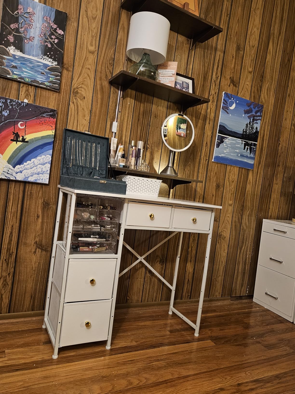 3IngSeagulls White Vanity Desk Without Mirror, Small Makeup Desk with 4 Fabric Drawers, 33.5 Inches Dressing Table with Storage, Vanity Table for Bedroom with Hook, White customer photo 2
