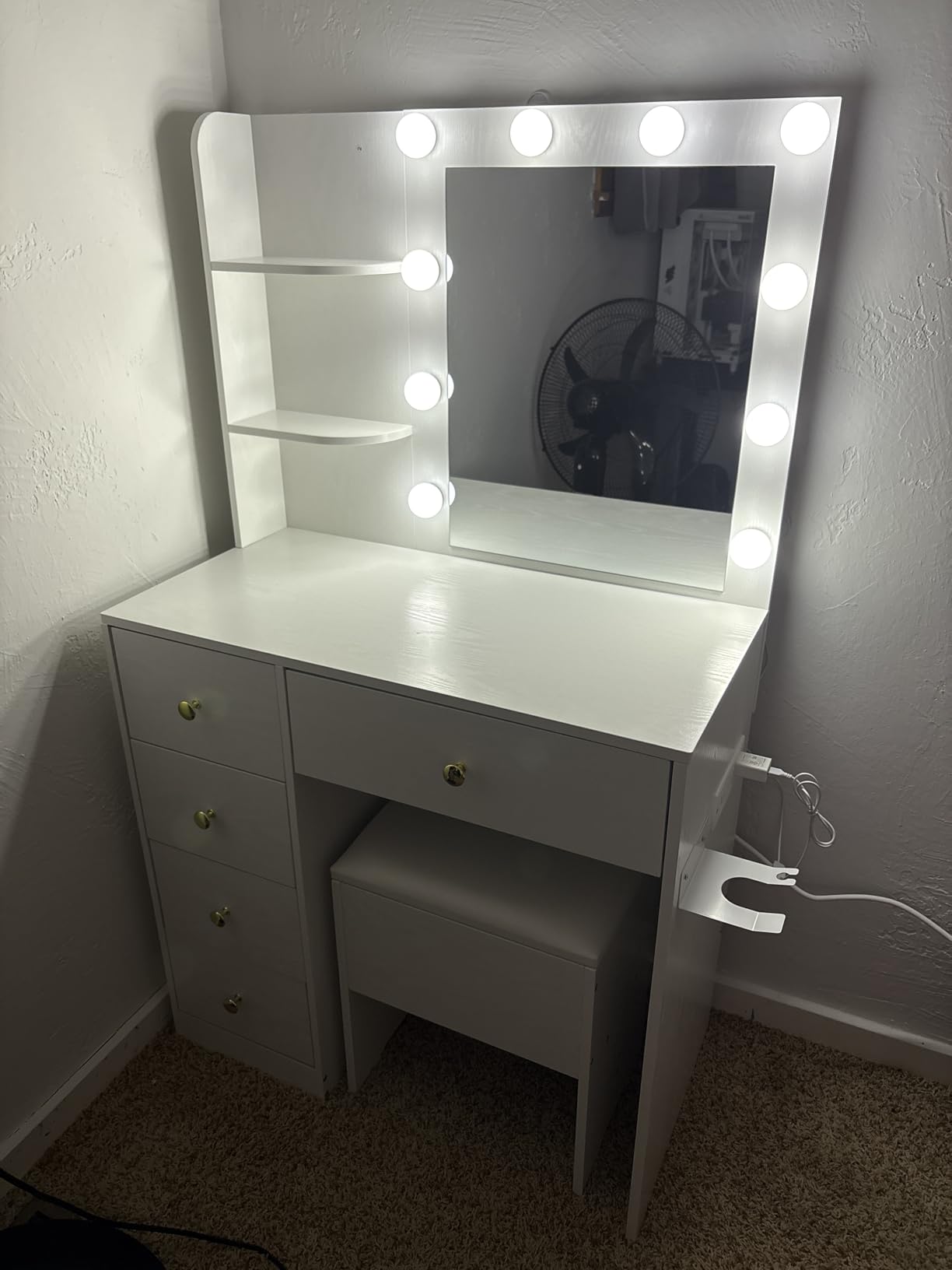 IRONCK Vanity Desk with Mirror and Lights, White | Small Makeup Vanity Table, 5 Drawers, Power Outlet, Vanity Stool Included, 3 Lighting Colors customer photo 2