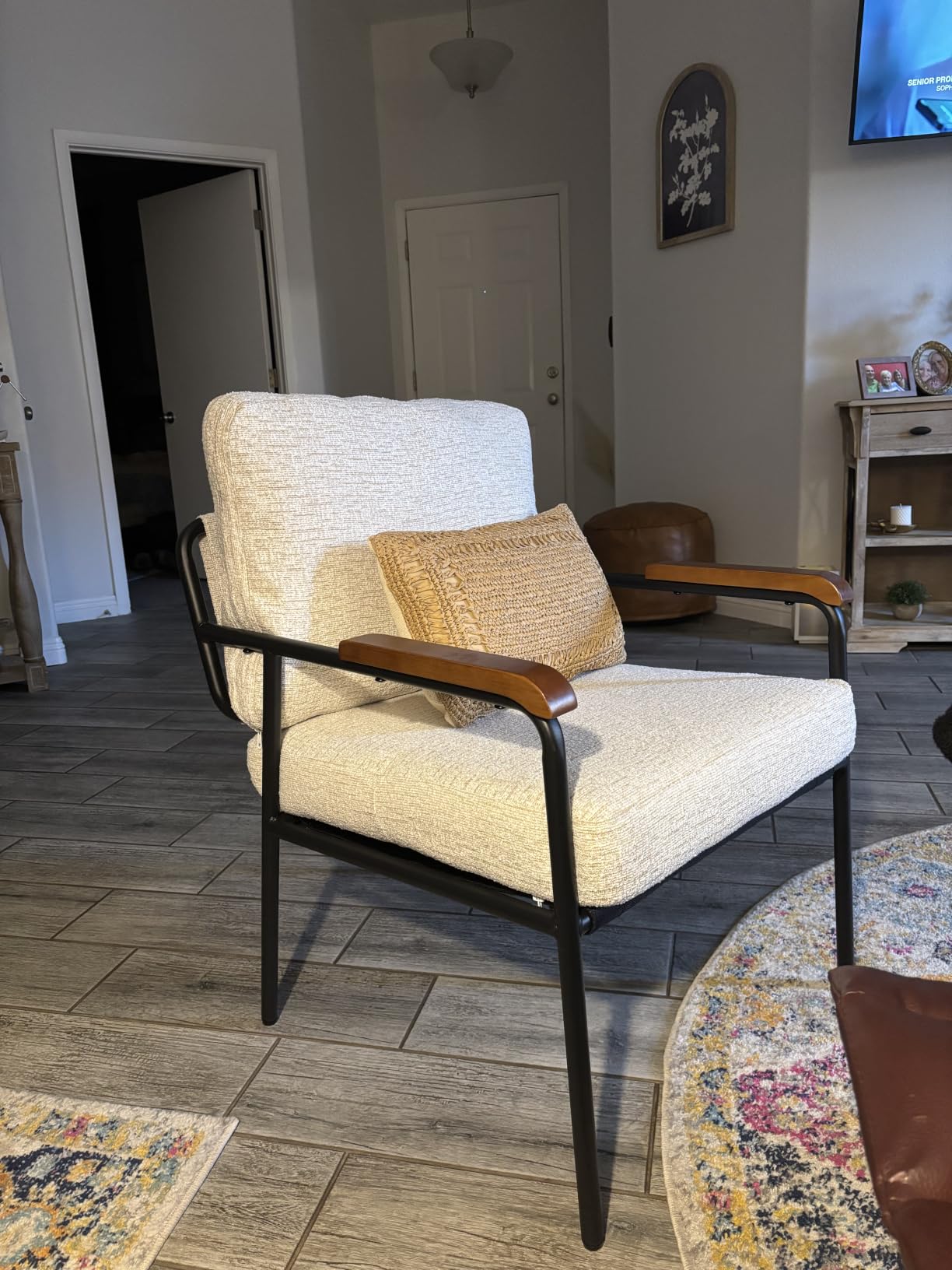 VINGLI Mid-Century Modern Accent Armchair for Small Space, Small Comfy Upholstered Leisure Reading Chair with Wood Armrest for Bedroom, Living Room, Waiting Room, Linen Beige customer photo 2