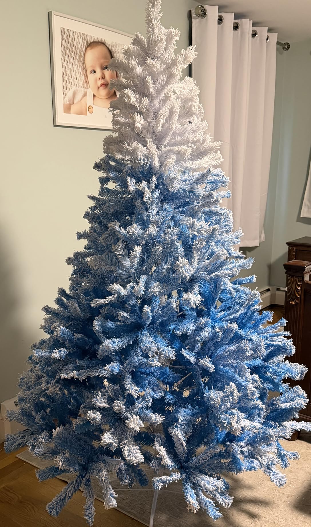 Goplus 6FT Pre-Lit Christmas Tree, Artificial Hinged Spruce Xmas Full Tree with 350 LED Multicolor Lights, 11 Flash Modes, 1000 PVC Branch, Foldable Base, for Indoor Holiday Decor customer photo 2
