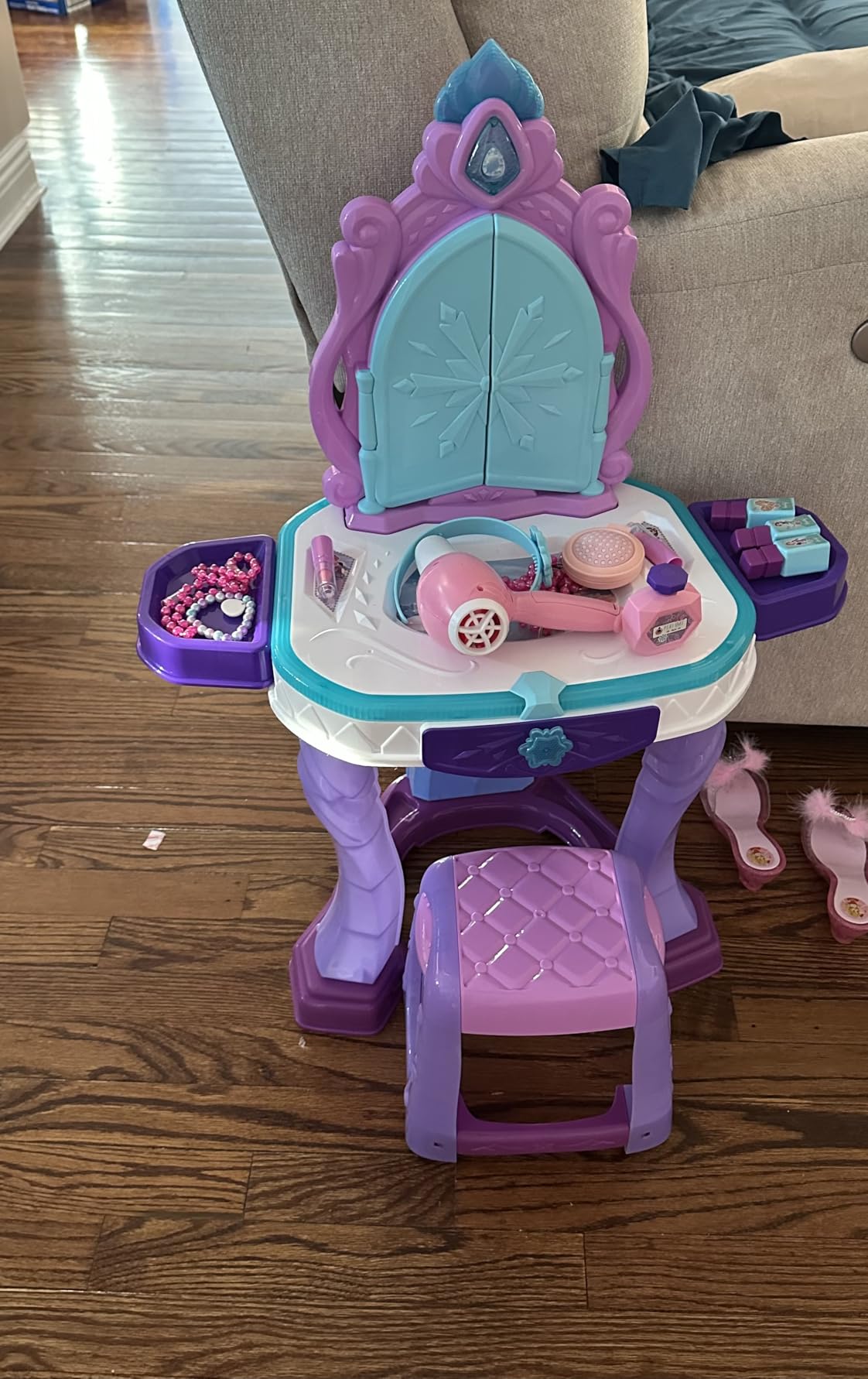 Lehoo Castle Toddler Vanity Table and Chair Set with Mirror Light Music | Girls Makeup Table with Hair Dryer, Salon Pretend Play Princess Dress Up Vanity Set for Kids 3-5, Birthday Gifts for Girls customer photo 1