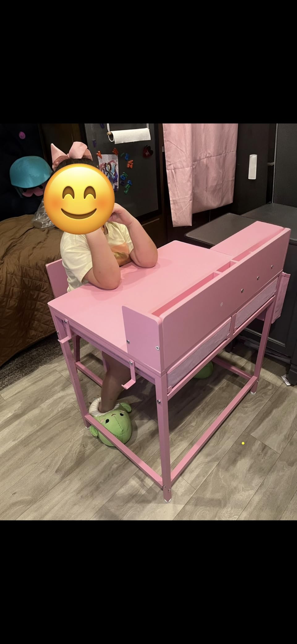 BOLUO Pink Kids Desk and Chair Set for 5-8 Year Old, Small Child Desk with Fabric Drawer, Children Study Table with Storage Toddler Girls Boys customer photo 1