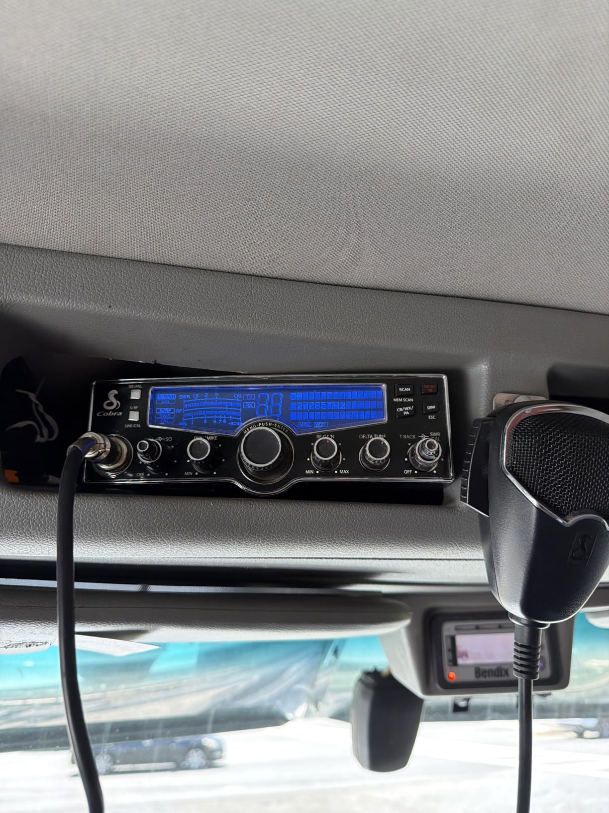 Cobra 29LX AM/FM Professional CB Radio, Emergency Radio, Travel Essentials | NOAA Weather Channels and Emergency Alert System, Selectable 4-Color LCD, Auto-Scan, Black customer photo 1