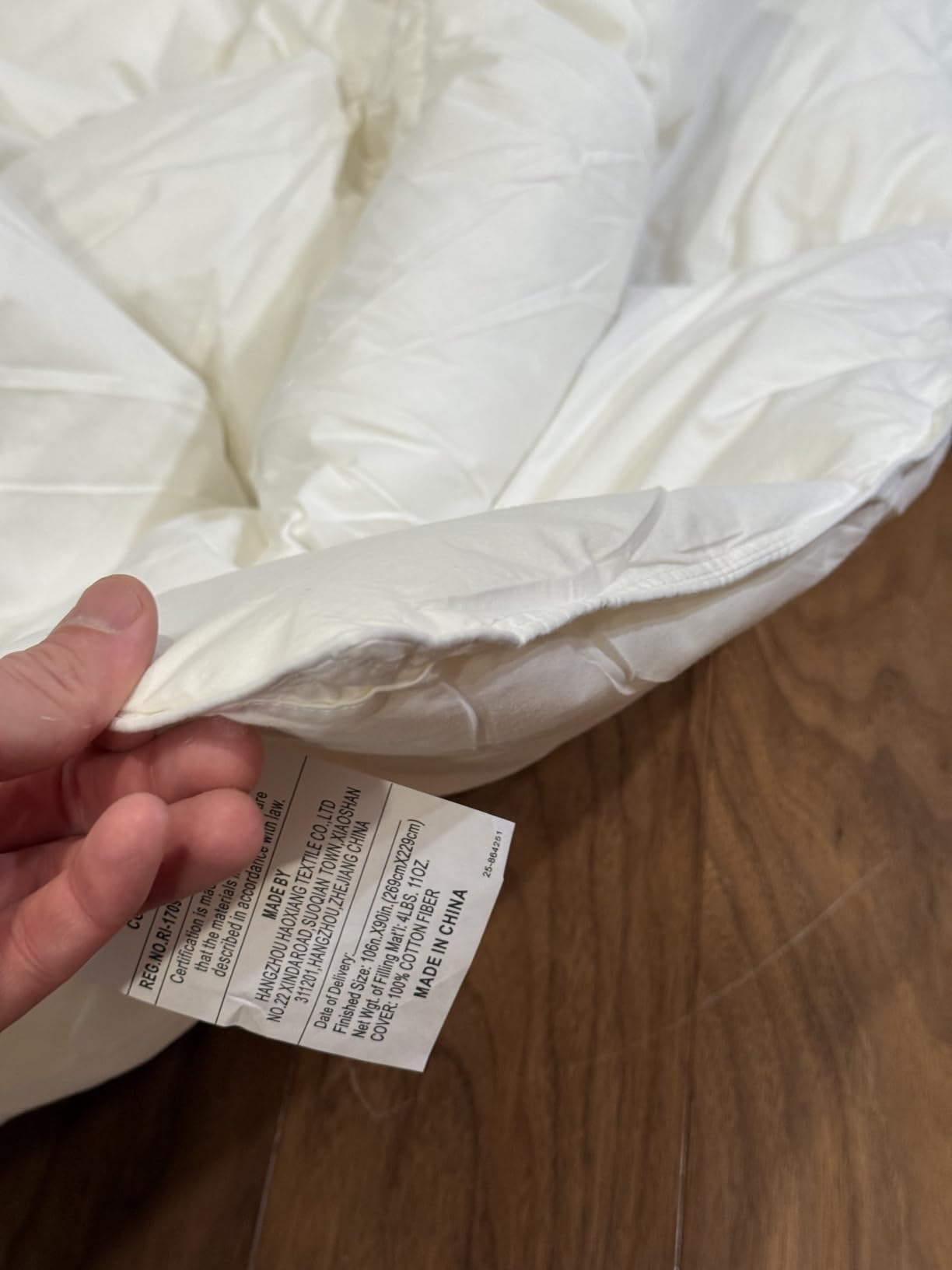Cosybay King Size Feather Down Fiber Comforter - All Season White Duvet Insert - Luxury Medium Warmth Hotel Bedding Comforter,100% Cotton Cover-King, 106 x 90 Inch customer photo 1