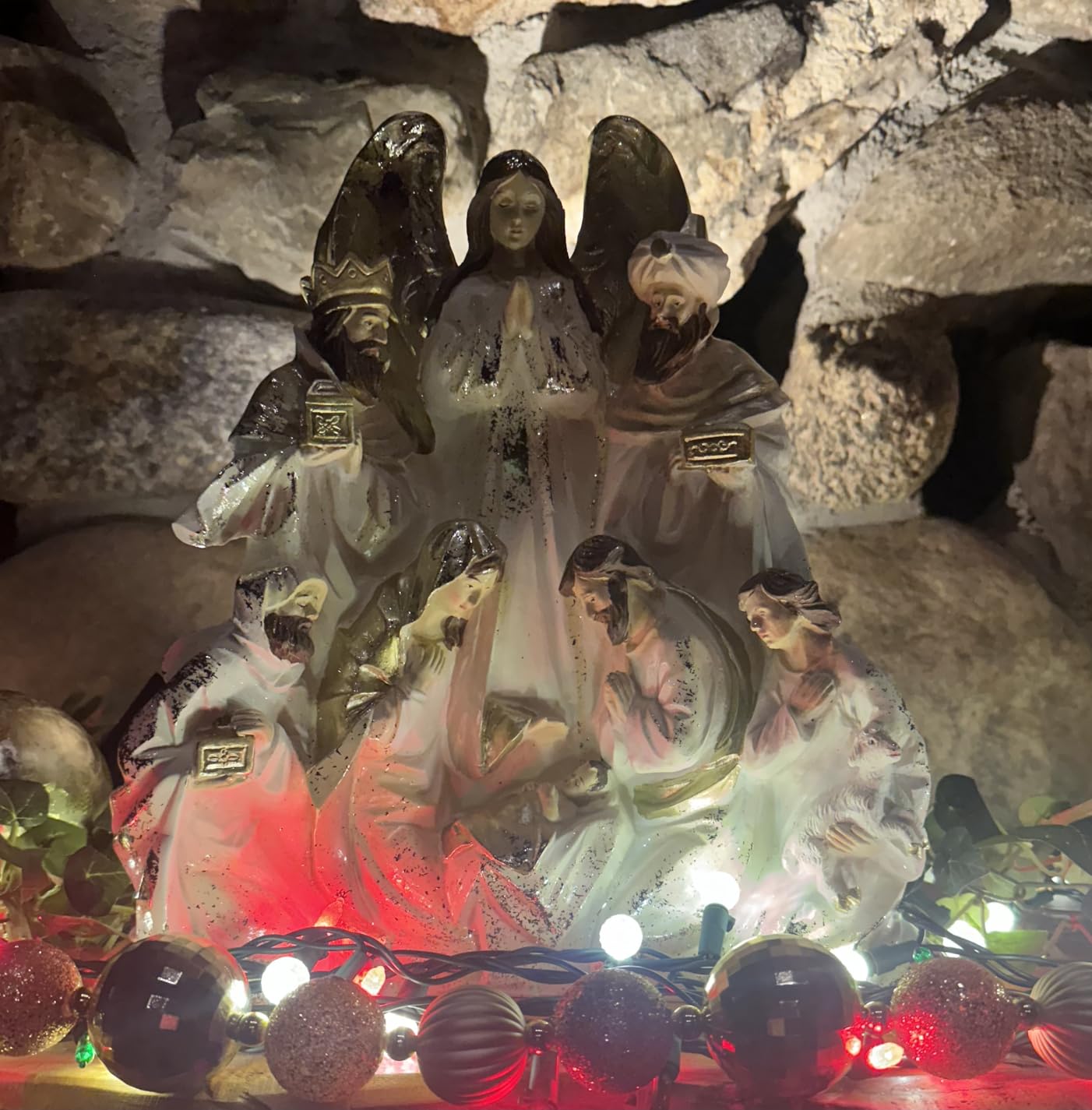 Glitzhome Nativity Figurines Set Indoor Christmas 13