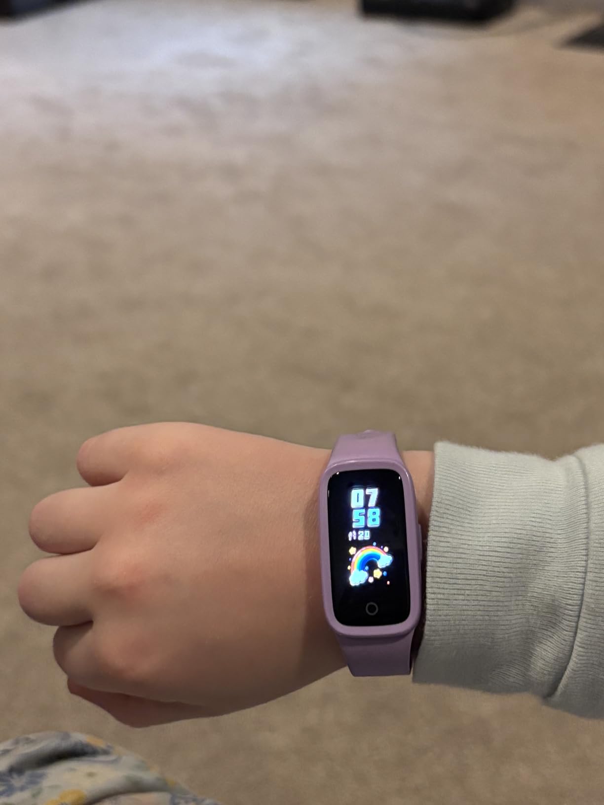 Vigor 3 Kids Fitness Tracker Watch, AMOLED Screen for Boys Girls Ages 5-15 customer photo 1