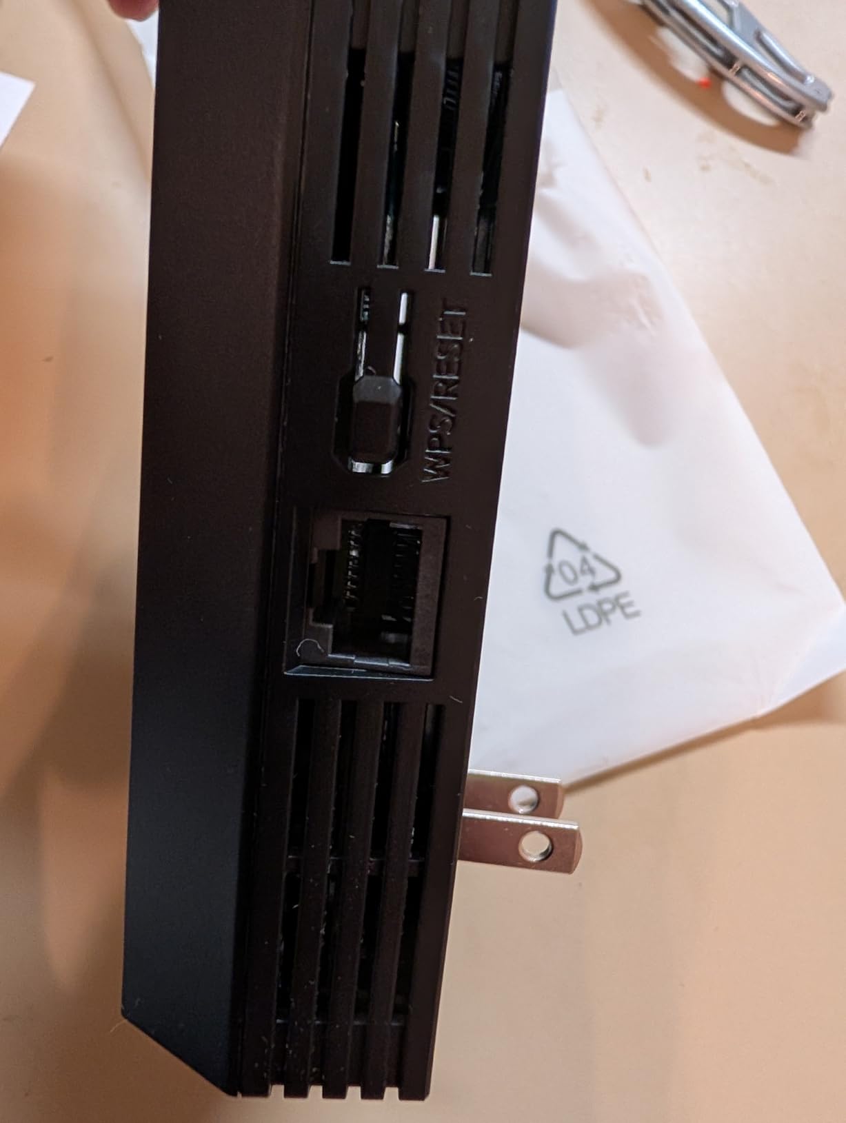 Tenda WiFi Extender N300 WiFi Extender, with Ethernet Port, Up to 800 Sq. Ft., Single Band WiFi Range Extender, Repeater Mode & AP Mode, Easy Setup, 2.4GHz only (R10-BK) customer photo 2