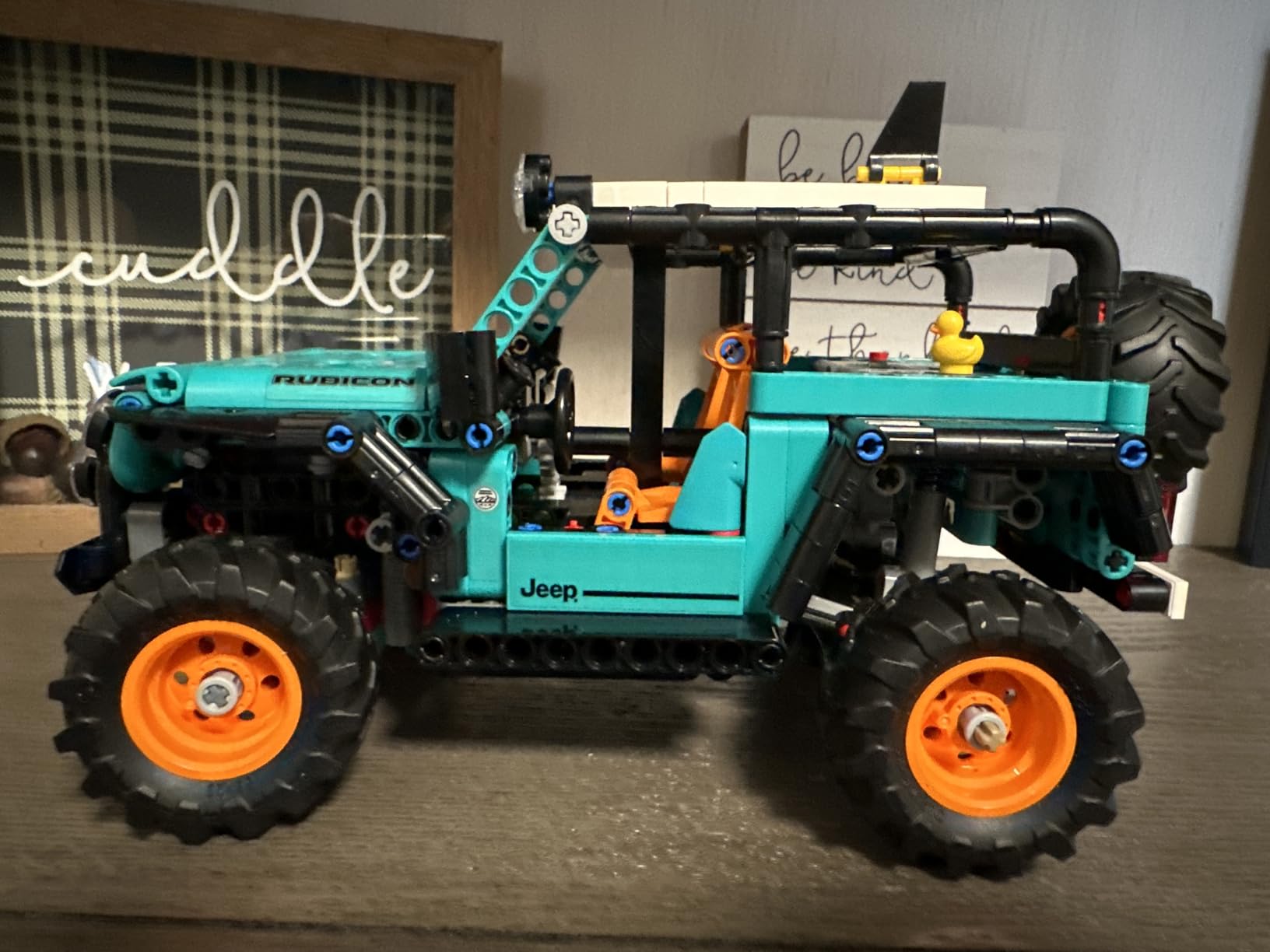 LEGO Technic Jeep Wrangler Rubicon SUV - Building Toy for Boys & Girls, Ages 10+ - Model Car Kit with Detailed Features - Display Set for Bedroom Decor - Gift for Birthdays - 42227 customer photo 2