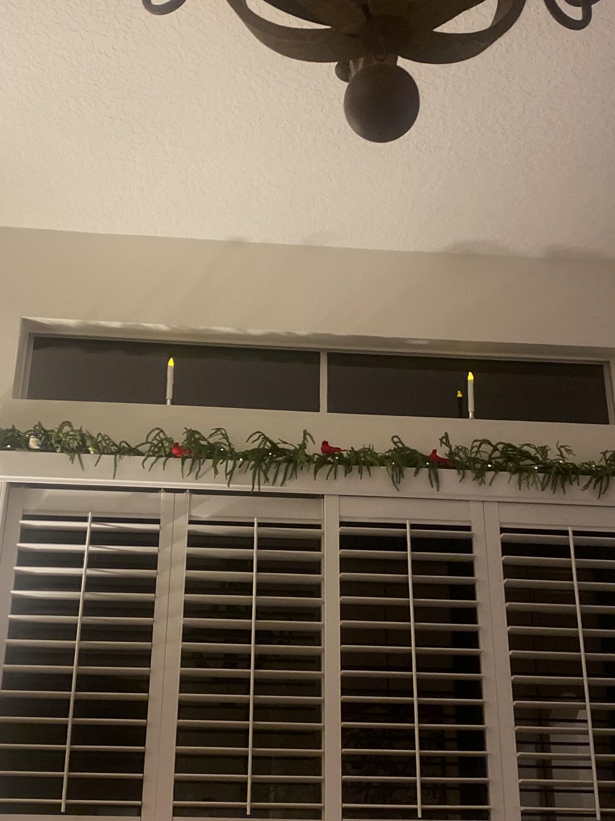 Christmas Garland with Lights for Mantle - 9FT Norfolk Pine Garland Pre-Lit Battery Operated Garlands, Real Touch Artificial Faux Greenery Garland for Fireplace, Table, Stairs & Christmas Decorations customer photo 1