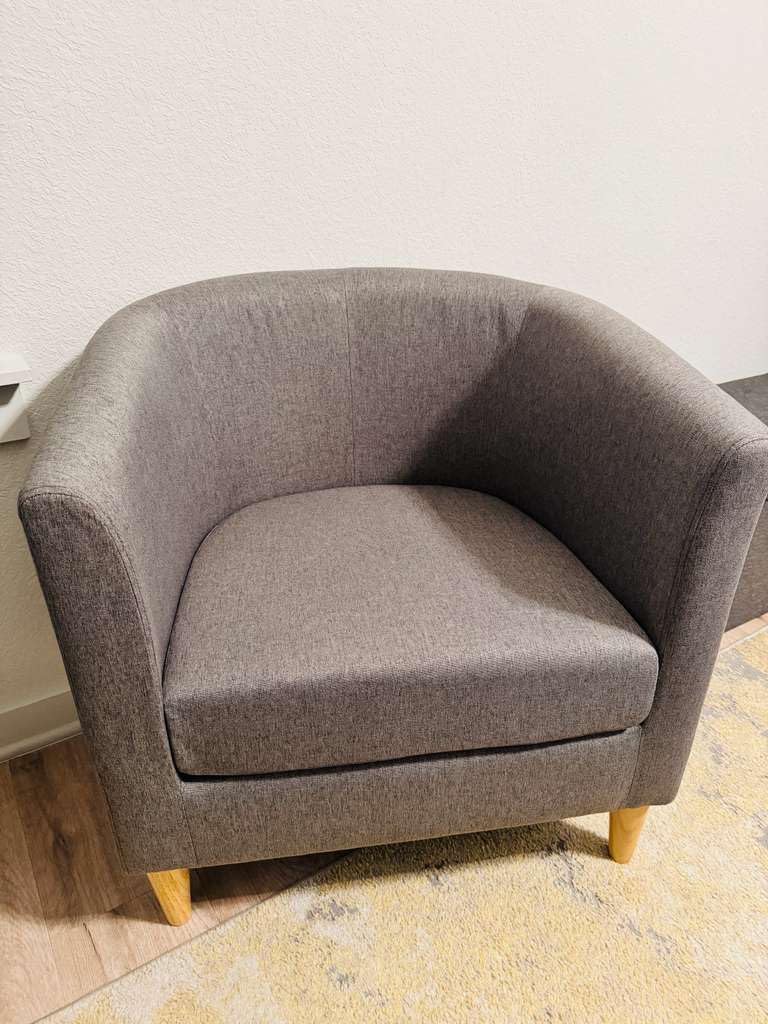 Accent Barrel Chair, Living Room Chairs with Armrest and Soft Padded, White | Wood Frame, Removable Cushion, Tool-Free Assembly, Modern Comfy Small Reading Chair for Bedroom Reception Room Cafe customer photo 2