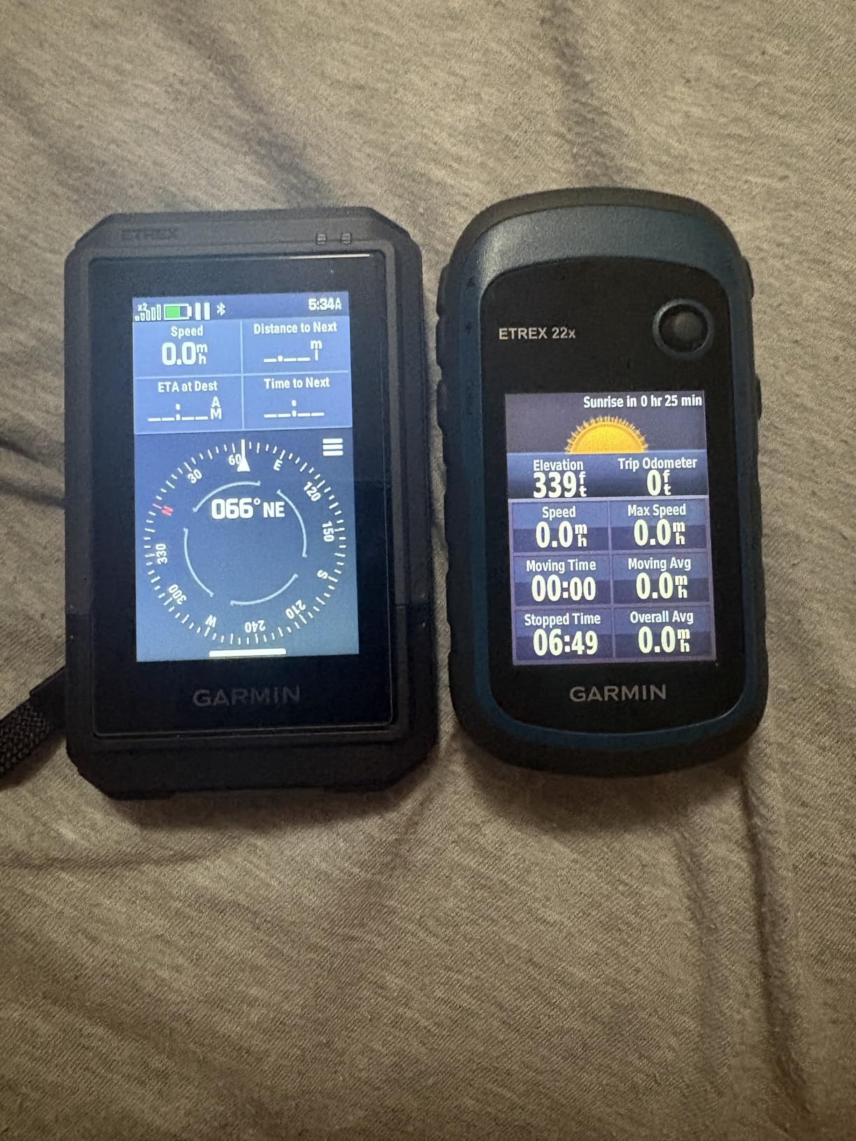 Garmin eTrex Touch, Rugged Essential GPS Handheld Navigator | Color Touchscreen, Preloaded Maps, Long Battery Life, Plan & Review Trips, Built Tought & Weather-Resistant customer photo 2
