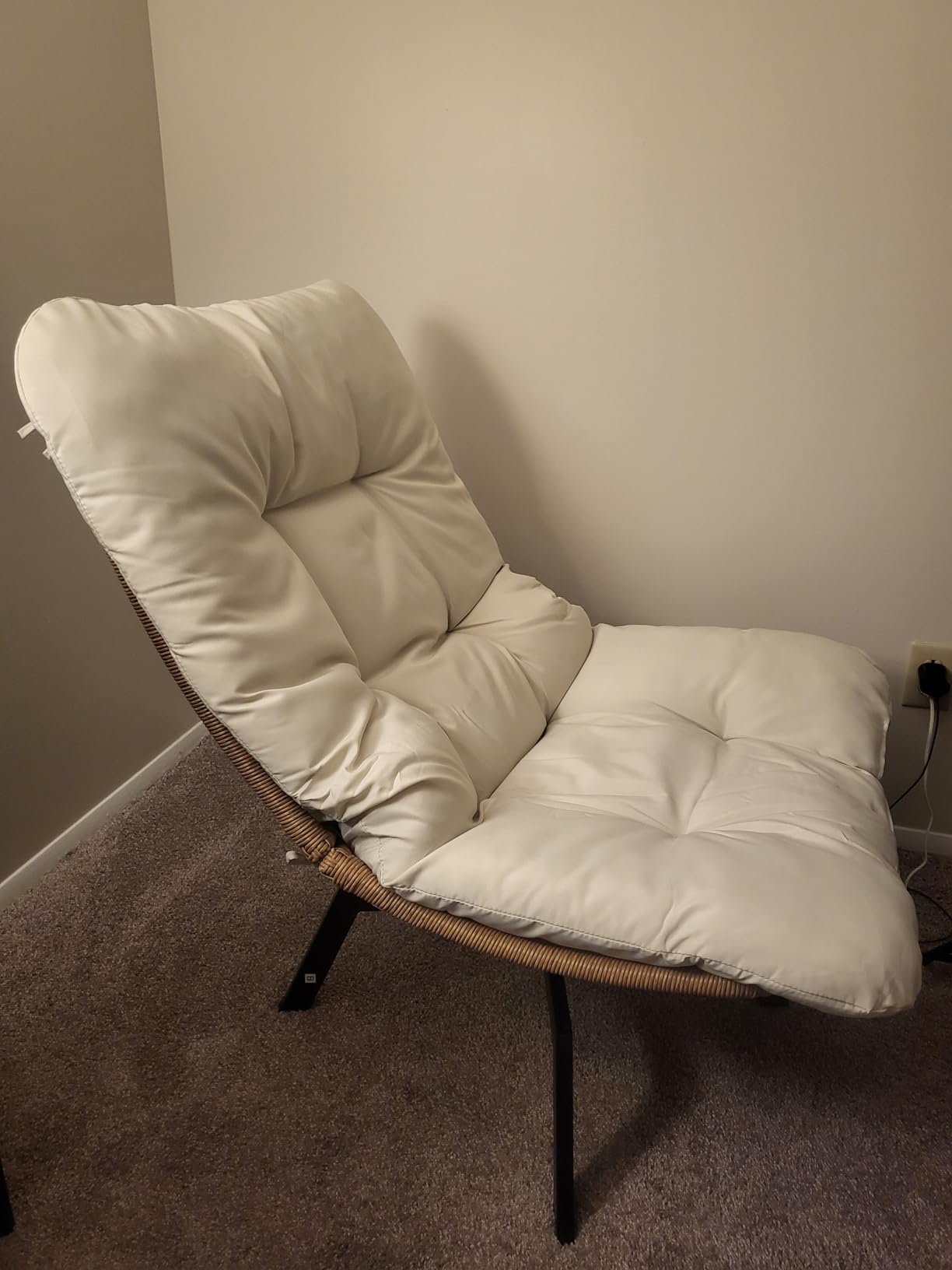Accent Chair Modern Wicker Swivel Living Room Chairs with Oversized Seat & Cushion, Papasan Chair Metal Frame, Phone Pocket for Bedroom, Study, Balcony, Beige customer photo 2