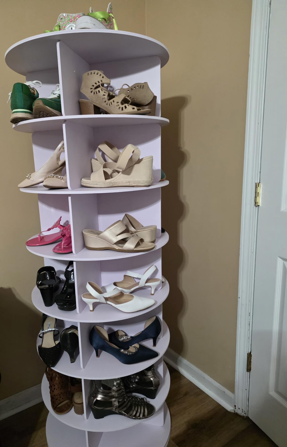 RUNSUNSPRI 7 Tier Rotating Shoe Rack Corner Organizer 360° Rotating Shoe Rack Tower Spinning Shoe Rack Tower for Bedroom Entryway Closet Holds 28-32 Pairs of Shoes Handbags Hats Display Decor customer photo 2