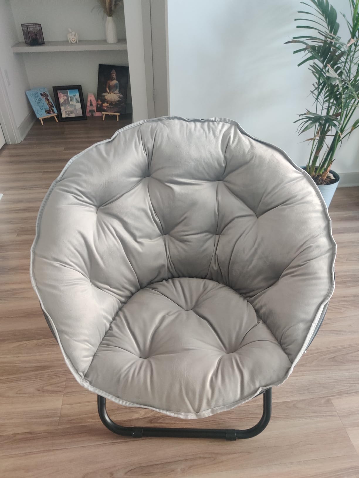 VECELO Saucer Chair for Adults, Folding Moon Chair with Metal Frame, Faux Fur for Bedroom, Living Room, Dorm Room, Apartment, Black customer photo 2