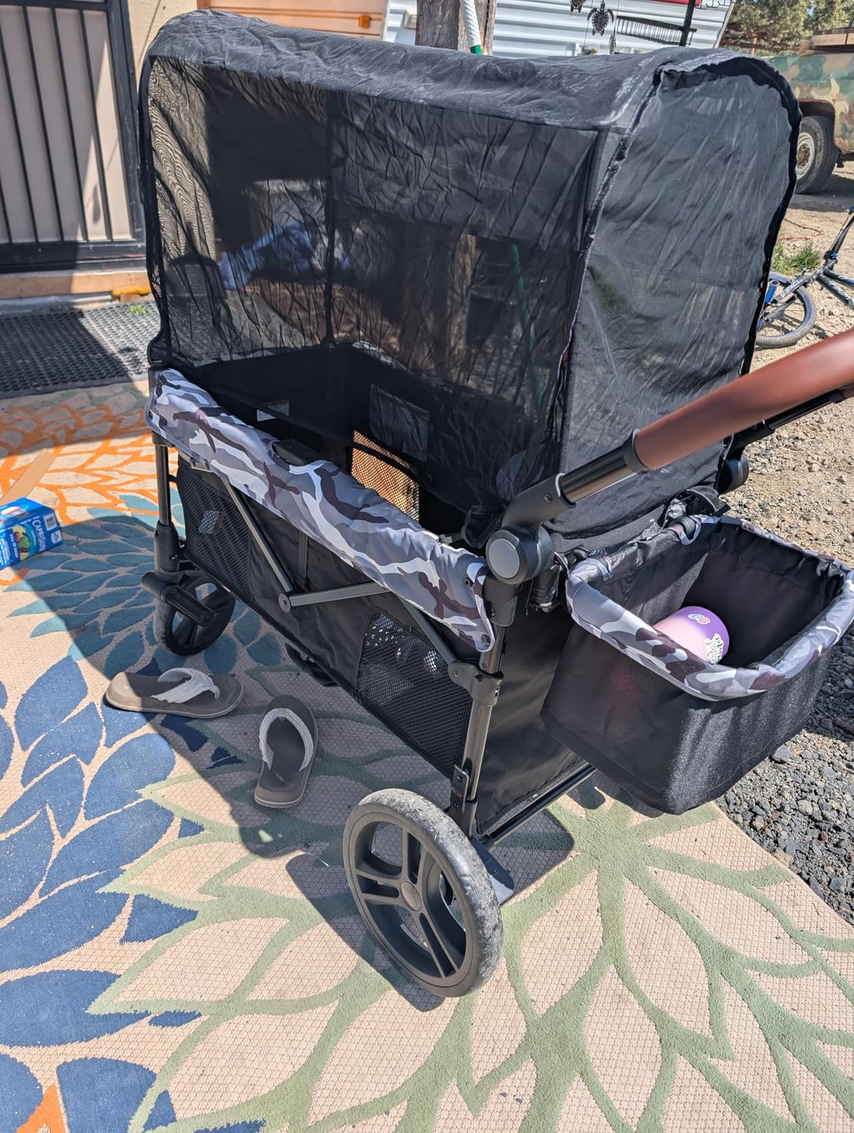 ELEMARA All-Terrain Stroller Wagon for 2 Kids, Foldable Kids Wagon Stroller Includes Removable Canopy, Mosquito net, Adjustable Push&Pull Handle, Snack Tray & Cup Holders, Storage Basket, Grey+Black customer photo 2