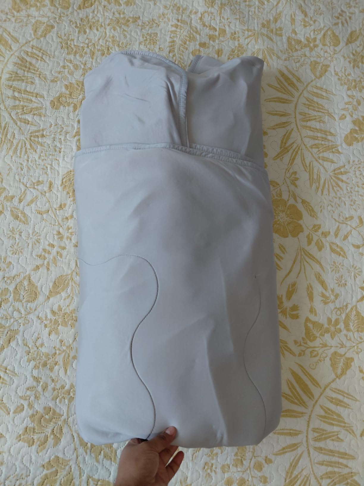 Summer Cooling Comforter Queen Size, Ultra Cooling Blankets for Hot Sleeper | Q-Max 0.55 Lightweight Below Zero Cooling Blanket, Arc-Chill Cooling Fiber, 5X Breathable for Night Sweats 90x90, Grey customer photo 2