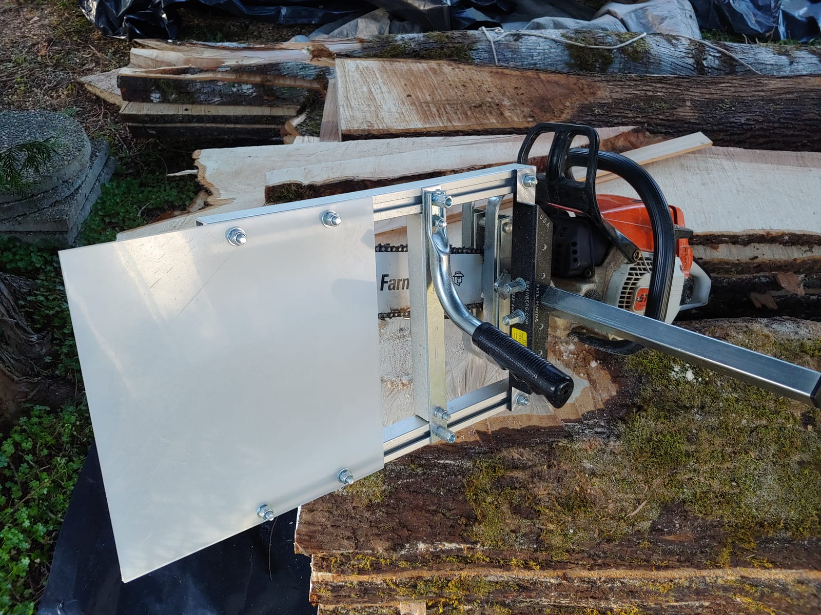 Granberg G777 Alaskan Small Log Mill, 16 to 20 Inch Chainsaw Bar Attachment | Fits All Chainsaw Makes, Requires 50 cc or Larger, Clamps without Drilling, Includes Assembly Hardware and Instruction Manual customer photo 2