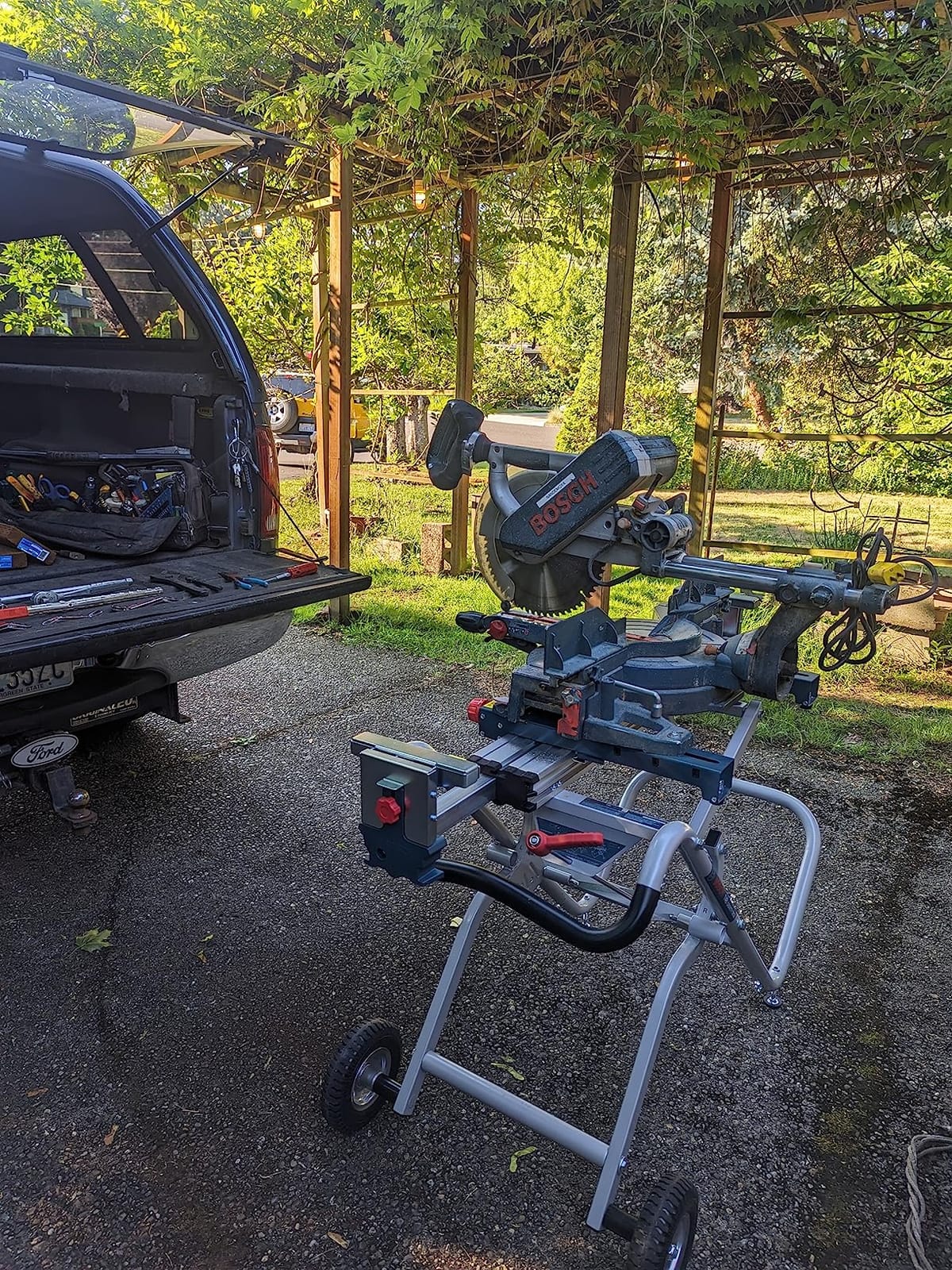 BOSCH T4B Gravity-Rise Miter Saw Stand with Wheels customer photo 2
