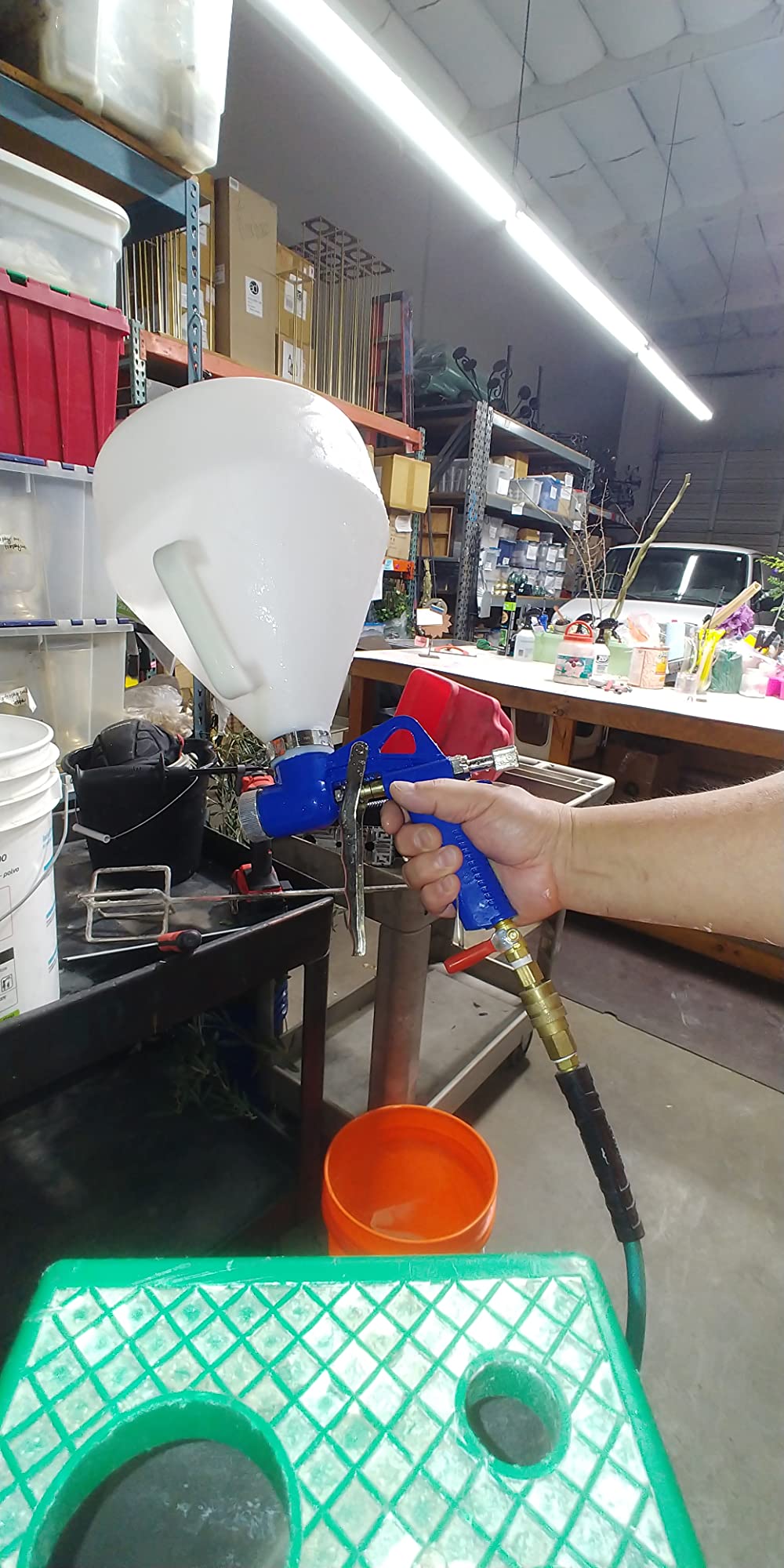 HILTEX 31229 Air Texture Gun with 1.32 Gallon Hopper, 3 Nozzles: 4.0mm, 6.0mm, 8.0mm, Drywall Texture Sprayer for Stucco Mud or Popcorn on Walls and Ceiling, Knockdown, Spray Gun with Handle customer photo 1