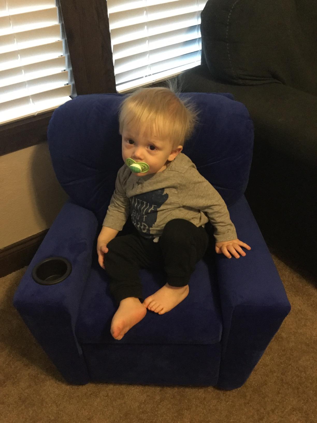 Flash Furniture Chandler Microfiber Kids Recliner with Cup Holder and Safety Recline, Contemporary Reclining Chair for Kids, Supports up to 90 lbs., Blue customer photo 1
