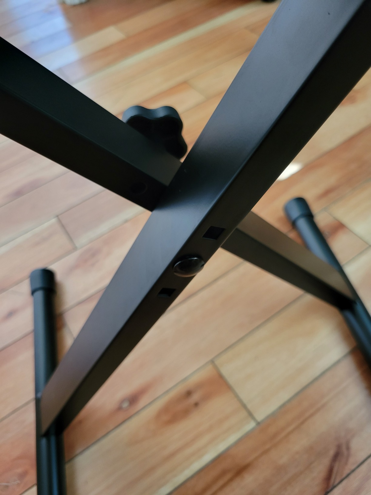 Yamaha OEM PKBB1 Adjustable Padded Keyboard X-Style Bench, Black, 19.5 inches customer photo 2