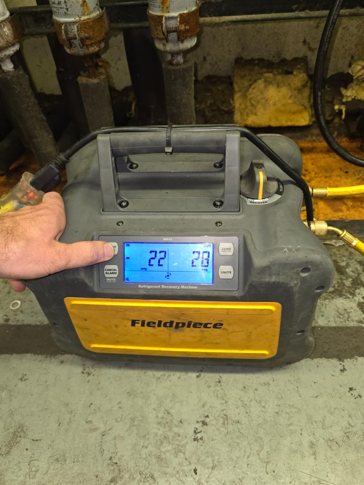 Fieldpiece - MR45 Lightweight Digital Refrigerant Recovery Machine - Wide Operating Voltage with Easy Access Ports - A2L Compatible customer photo 1