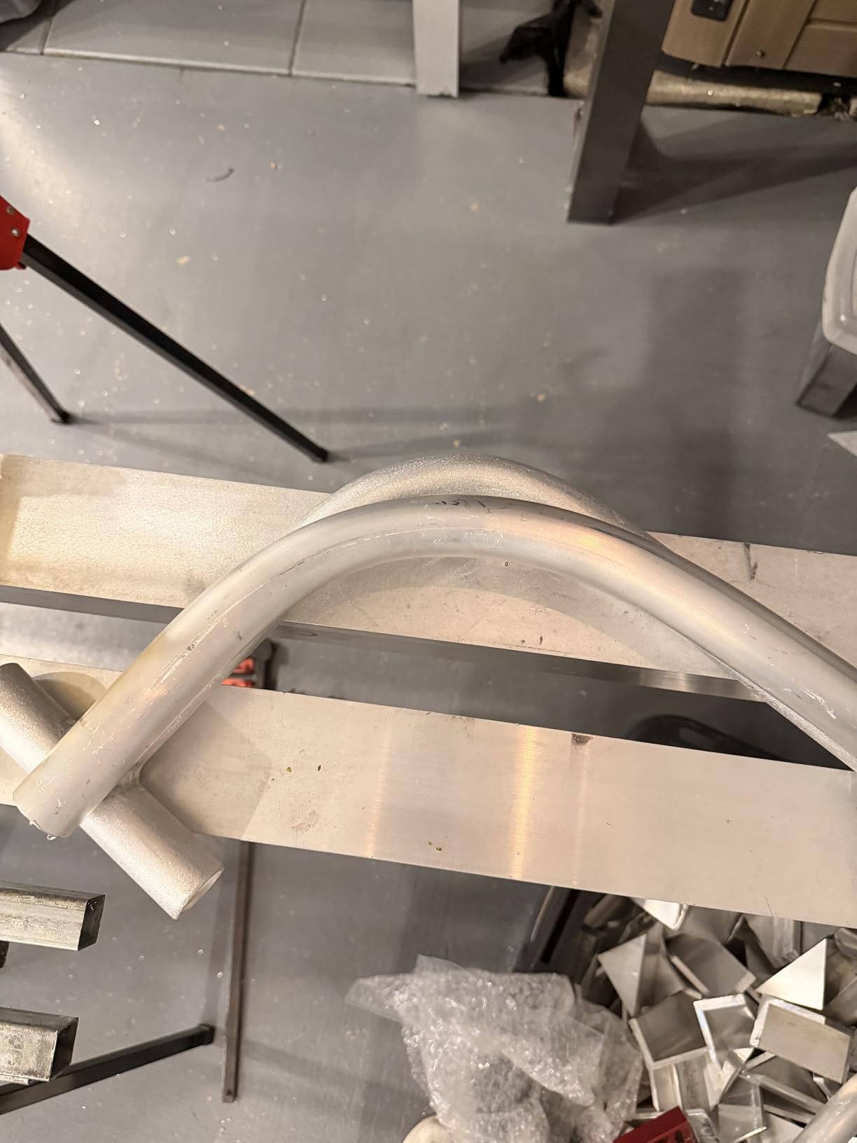 Hydraulic Round Tubing Bender, 90 Degree Bends for Roll Cages, 1.50 In. Die customer photo 1
