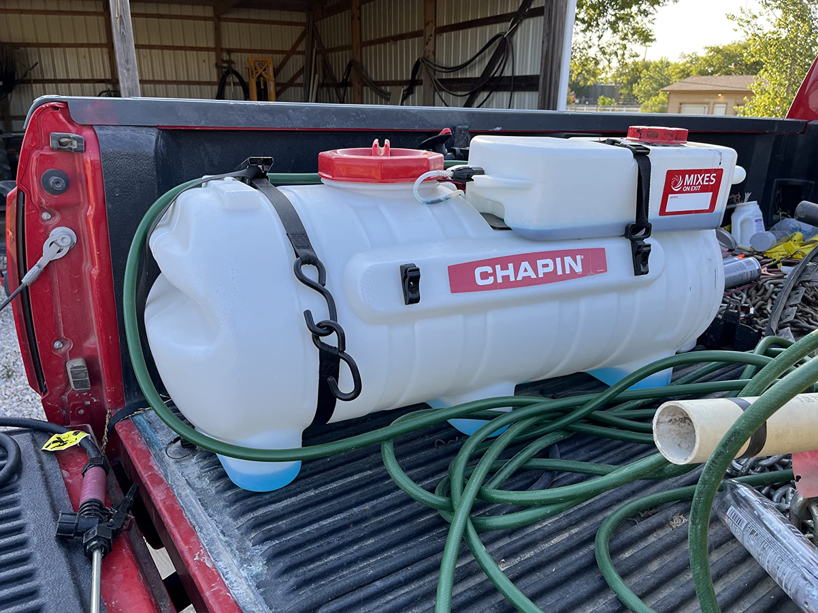 CHAPIN 97561 Made in the USA 25 Gallon Mixes on Exit 12V ATV/UTV Spot Sprayer customer photo 2