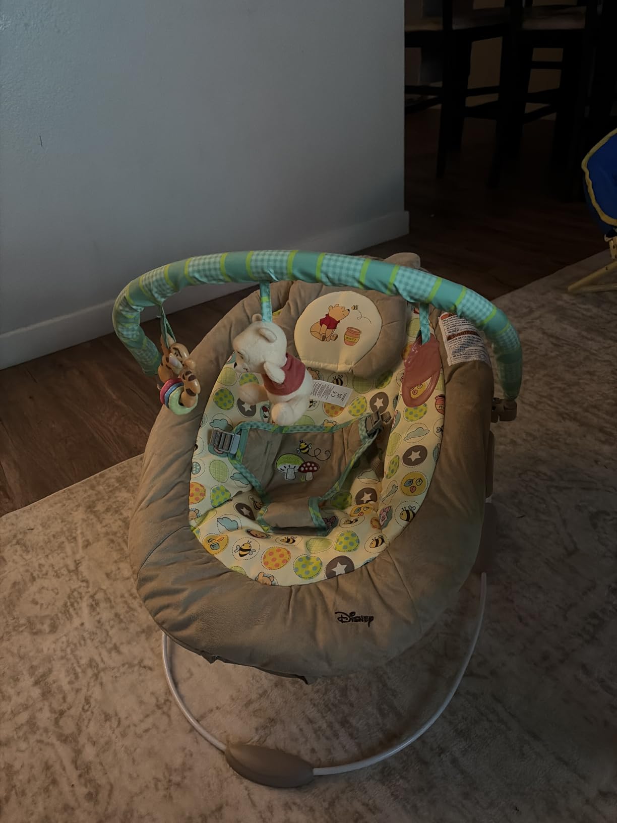 Bright Starts Disney Baby Minnie Mouse Comfy Baby Bouncer Soothing Vibrations Infant Seat - Music, Removable Toy Bar, 0-6 Months Up to 20 lbs (Rosy Skies) customer photo 1