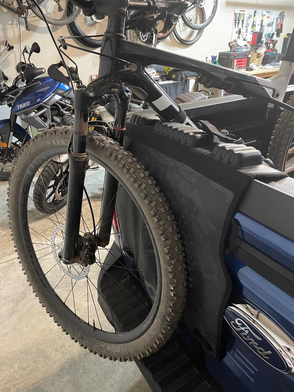 EVOC Tailgate PAD Duo, Black, Standard Size customer photo 2