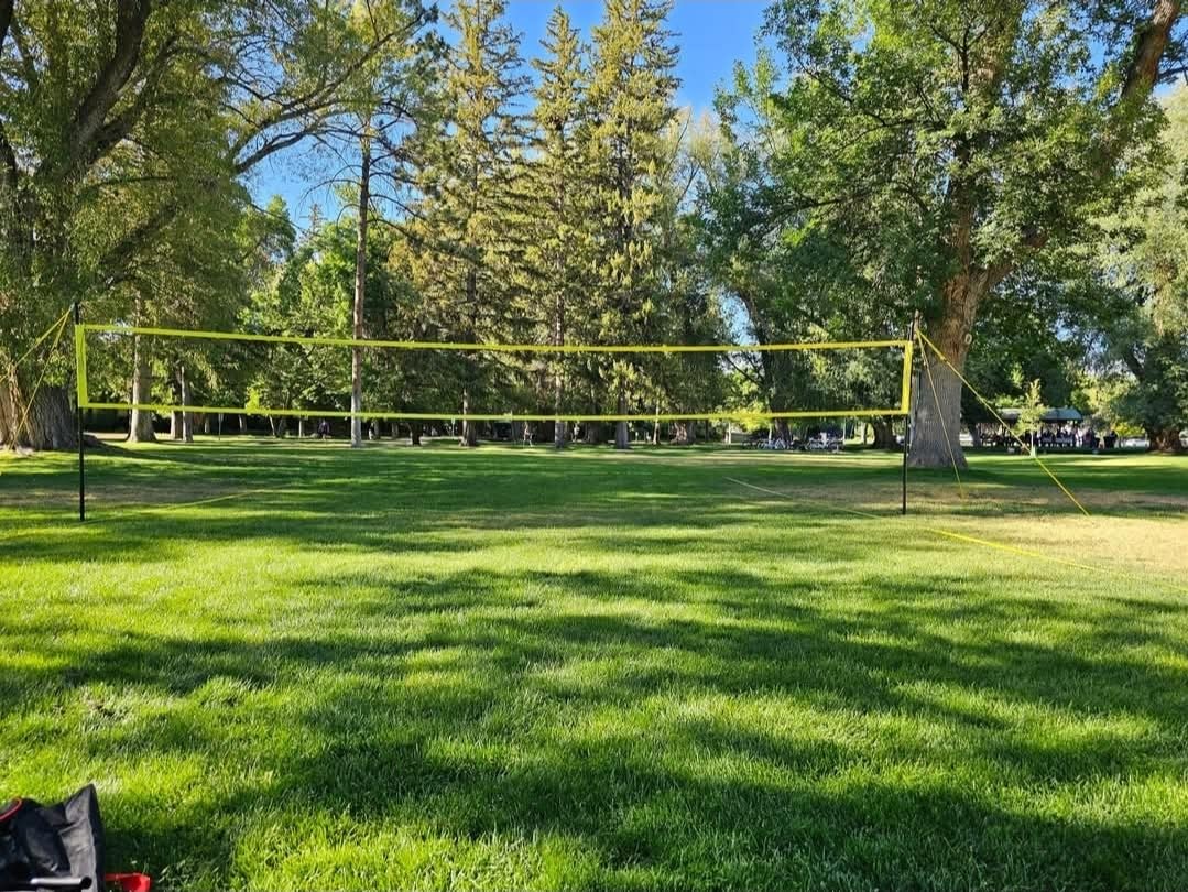 32FT Outdoor&Portable Volleyball Net-Adjustable Thick Dia Poles | Completed Set;Easy Setup&Carry;Good for Backyard&Outdoor sites-Park/Beach/Grass/Lawn;32FT Official Size;Durable Materials customer photo 2
