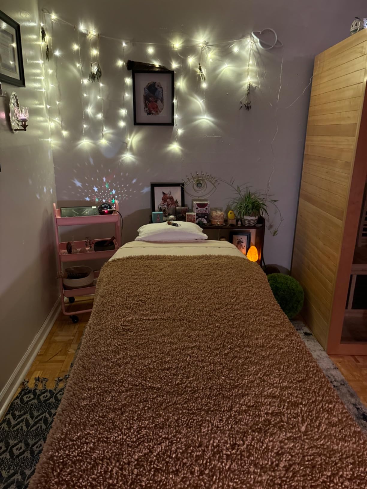 Yaheetech Massage Table Portable Folding Lash Esthetician Tattoo Bed, Pink | Heavy-duty Beech Wood Frame, 3-fold Foam-Padded PVC Leather Spa Bed Folds Flat, Adjusts in Height for Easy Carry and Setup customer photo 2