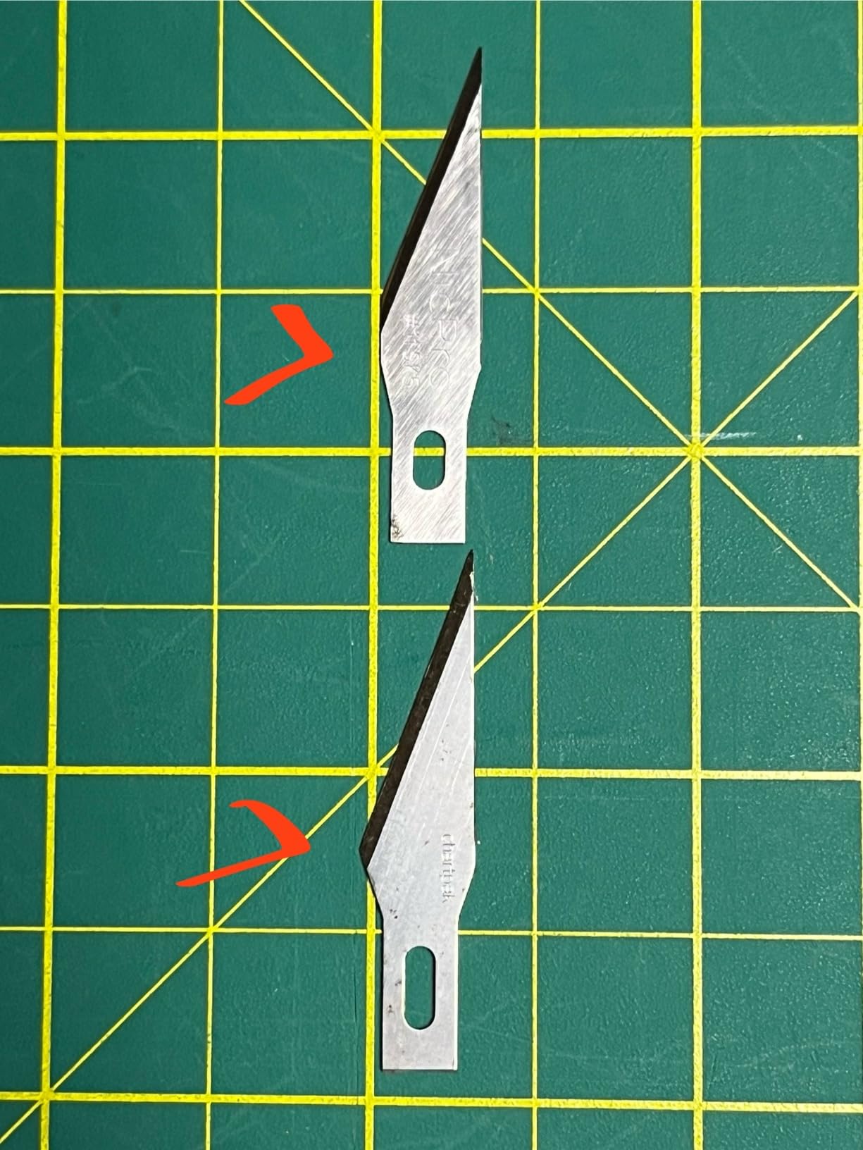 VViViD Precision Gliding Automotive Vinyl Wrapping Knife, Retractable, Safety locking, 5 Replacement Blades customer photo 1