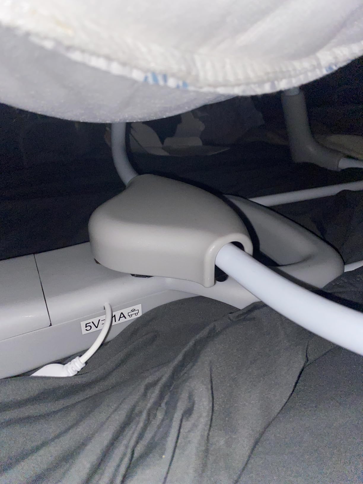Ingenuity ConvertMe 2-in-1 Compact Portable Automatic Baby Swing & Infant Seat, Battery-Saving Vibrations, Nature Sounds, 0-9 Months 6-20 lbs (Swell) customer photo 2