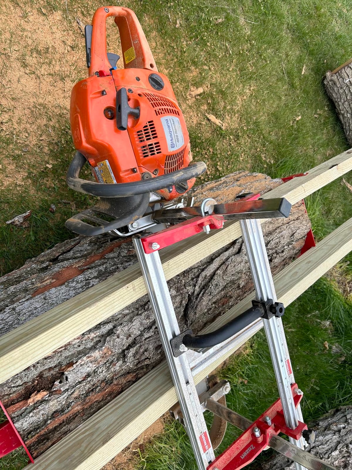 Zozen Chainsaw Mill, Fits 14