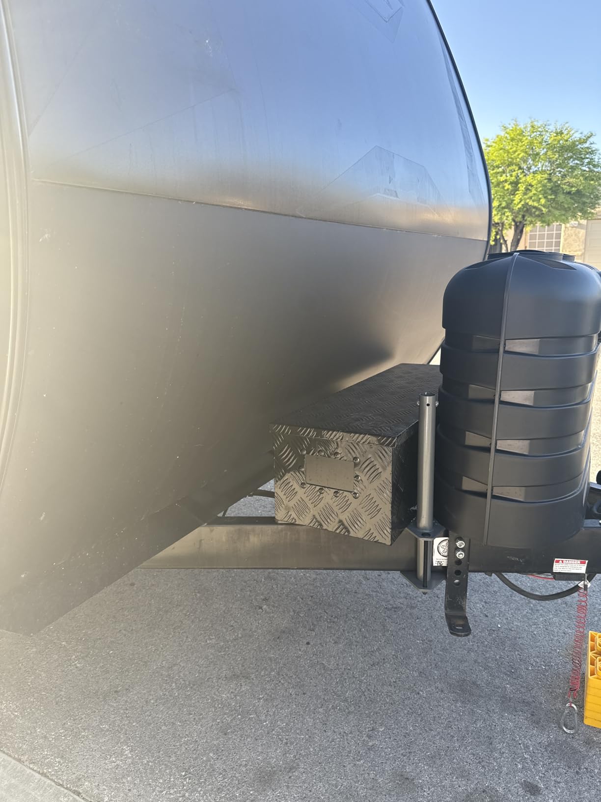 39 Inch Aluminum Heavy Duty Truck Bed Tool Box Black customer photo 1