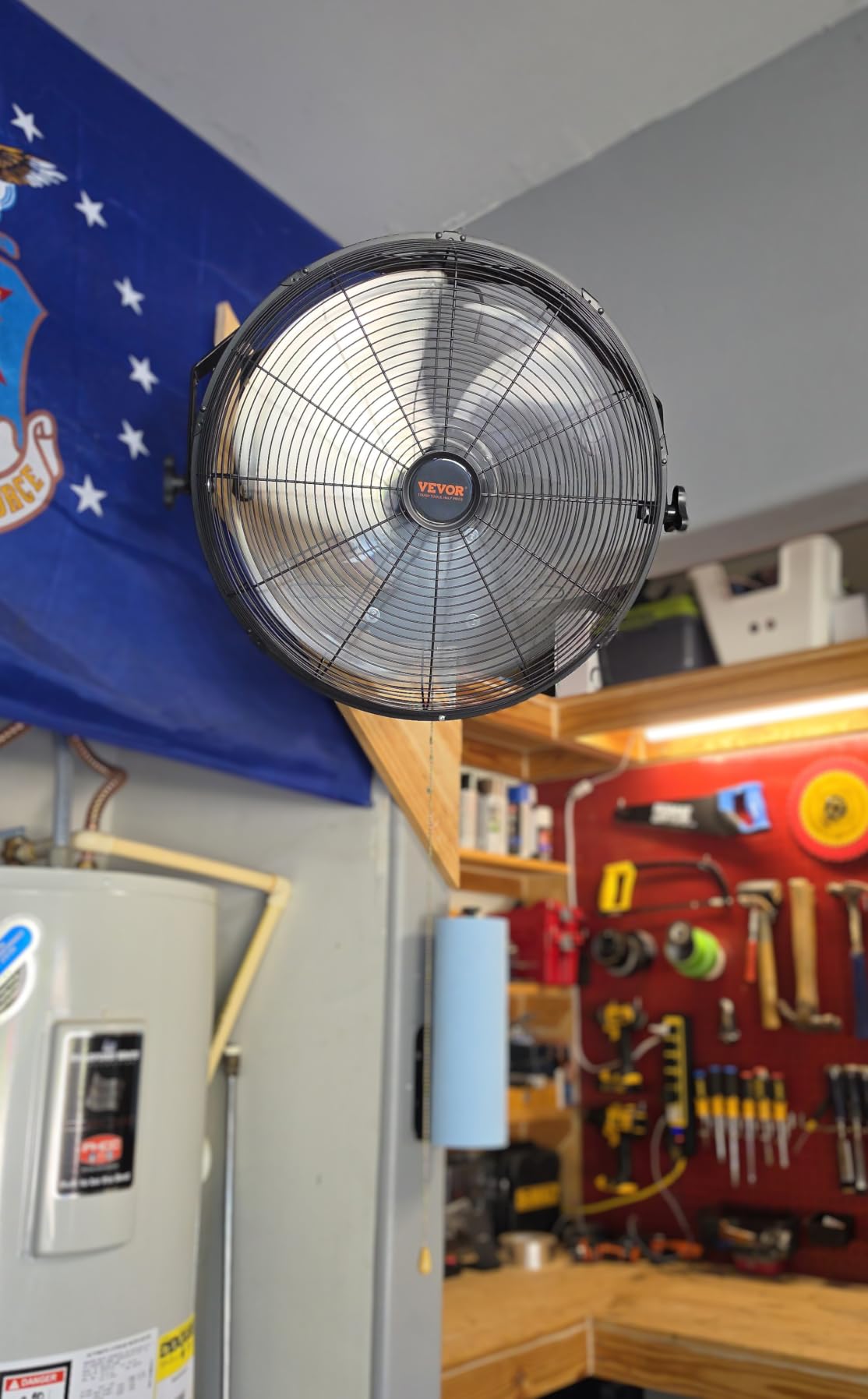 VEVOR 30 Inch Wall-Mount Misting Fan 3-speed IP44 Waterproof Oscillating | Max. 9500 CFM wall mounted fan for outdoor use, commercial, residential, greenhouse, workshop and patio, black, ETL listed customer photo 2