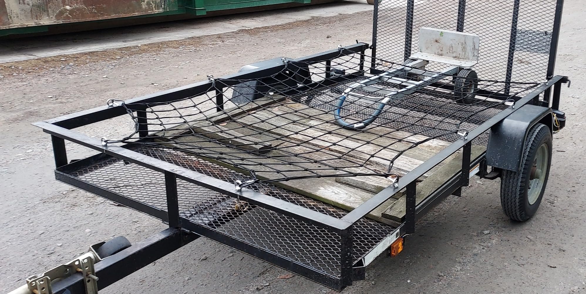 Heavy Duty Cargo Net for Pickup Truck Bed - 4x6ft Stretches to 10x15ft with 24 Clips customer photo 2