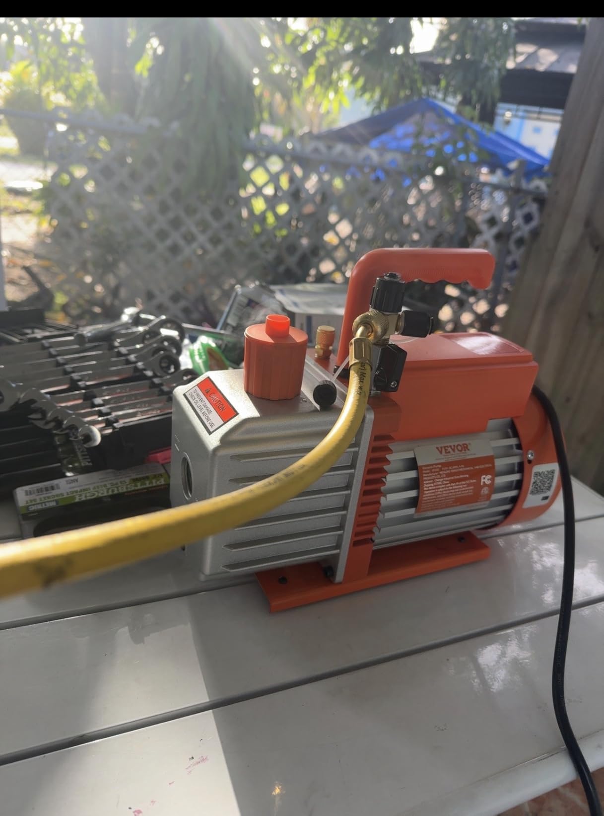 VEVOR 5 CFM 2 Stage Rotary Vane Vacuum Pump 1/2 HP Air Vacuum Pump Sparkless Motor Not only for R22 R410a but Also R32 R1234yf Systems for HVAC/Auto Repair&Maintenance Resin Degassing customer photo 2