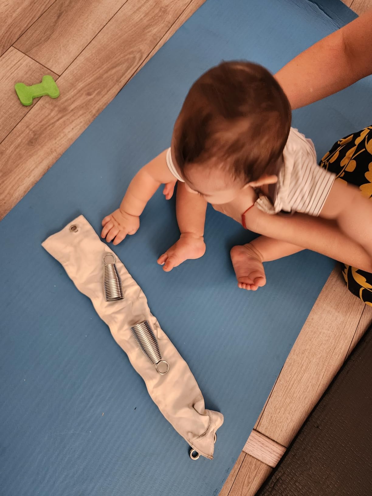 FUNLIO Baby Door Jumper for 6-24 Months (with Door Clamp), Baby Jumper Doorway with Strong Spring & Adjustable Strap, Portable Infant Baby Bouncer, Easy to Assemble, Bearing 40 Lbs, CPC & CE Certified customer photo 1